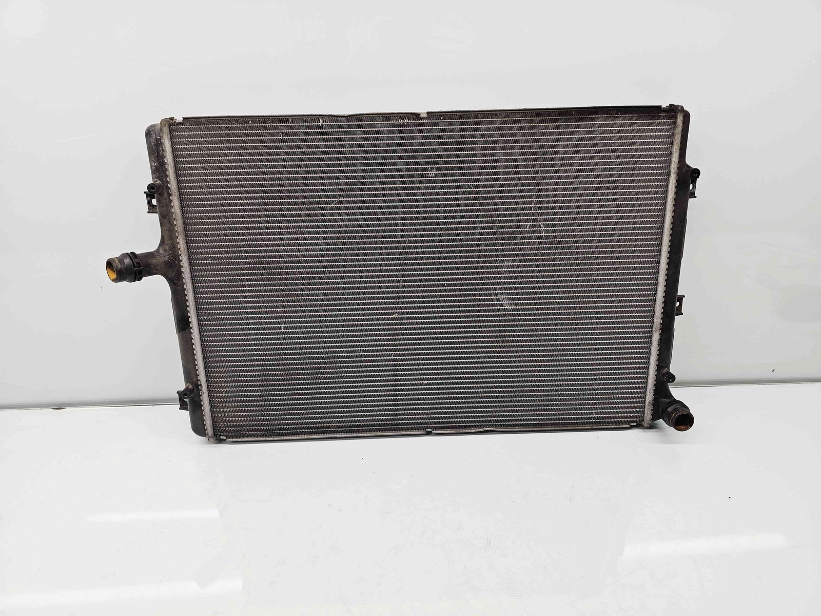 Radiator apa Skoda Octavia 2 (1Z3) [Fabr 2004-2013] 3C0121253Q 2.0 TDI CBAB 103KW / 140CP - imagine 1