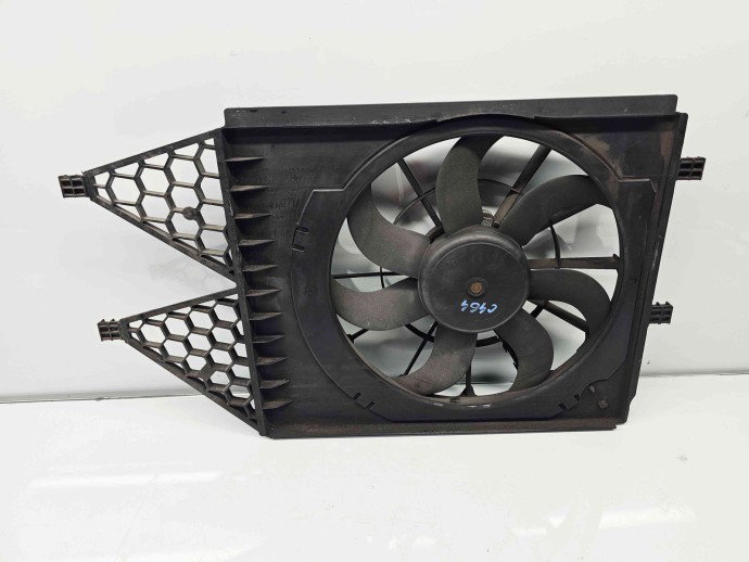 Electroventilator  Volkswagen Polo (6R) [Fabr 2009-2016] 6R0121207A 1.6 TDI CAYC 77KW / 105CP