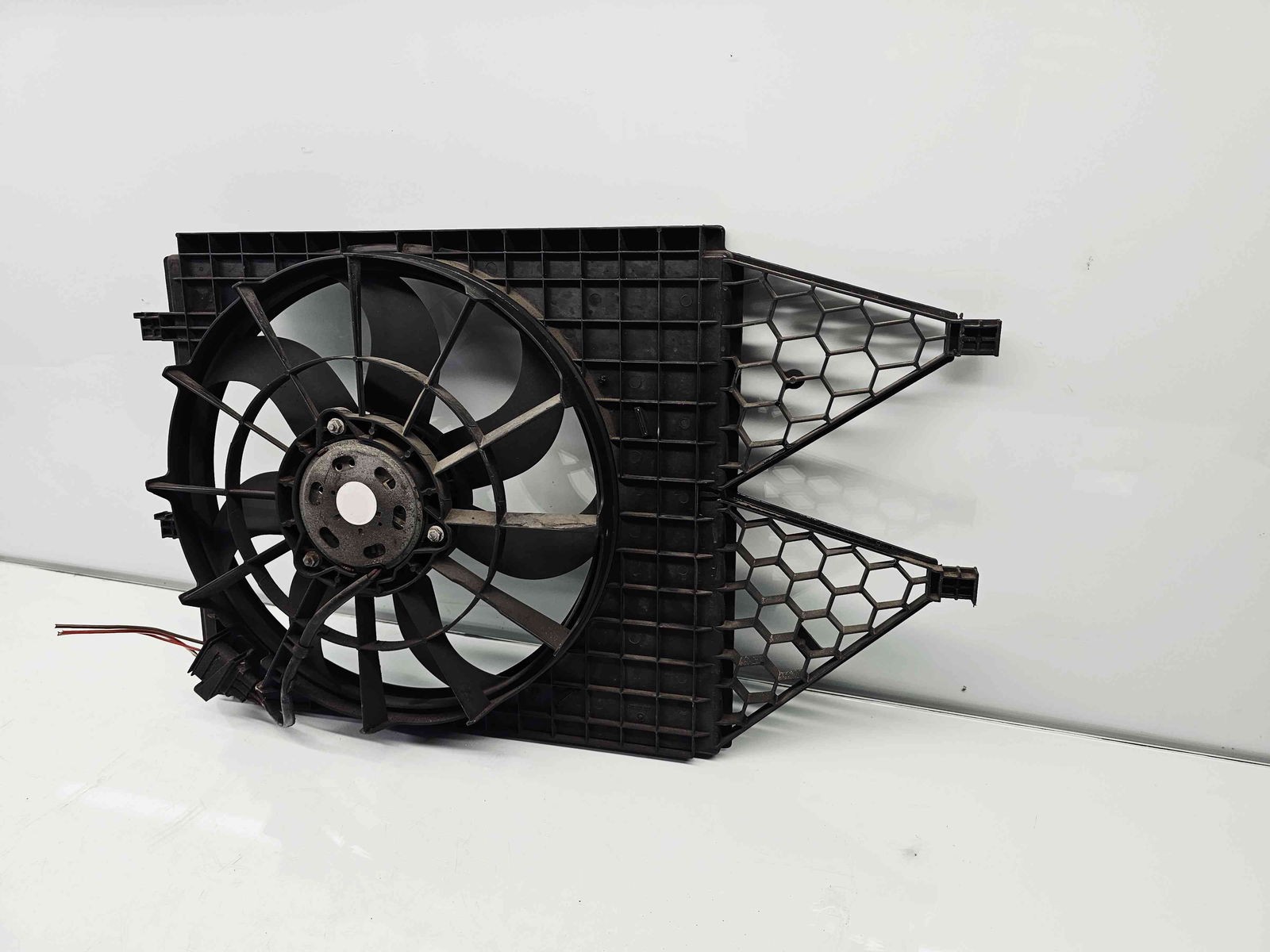 Electroventilator Skoda Rapid (NH3) [Fabr 2012-2019] 6R0121207A 1.6 TDI CAYC 77KW / 105CP - imagine 4