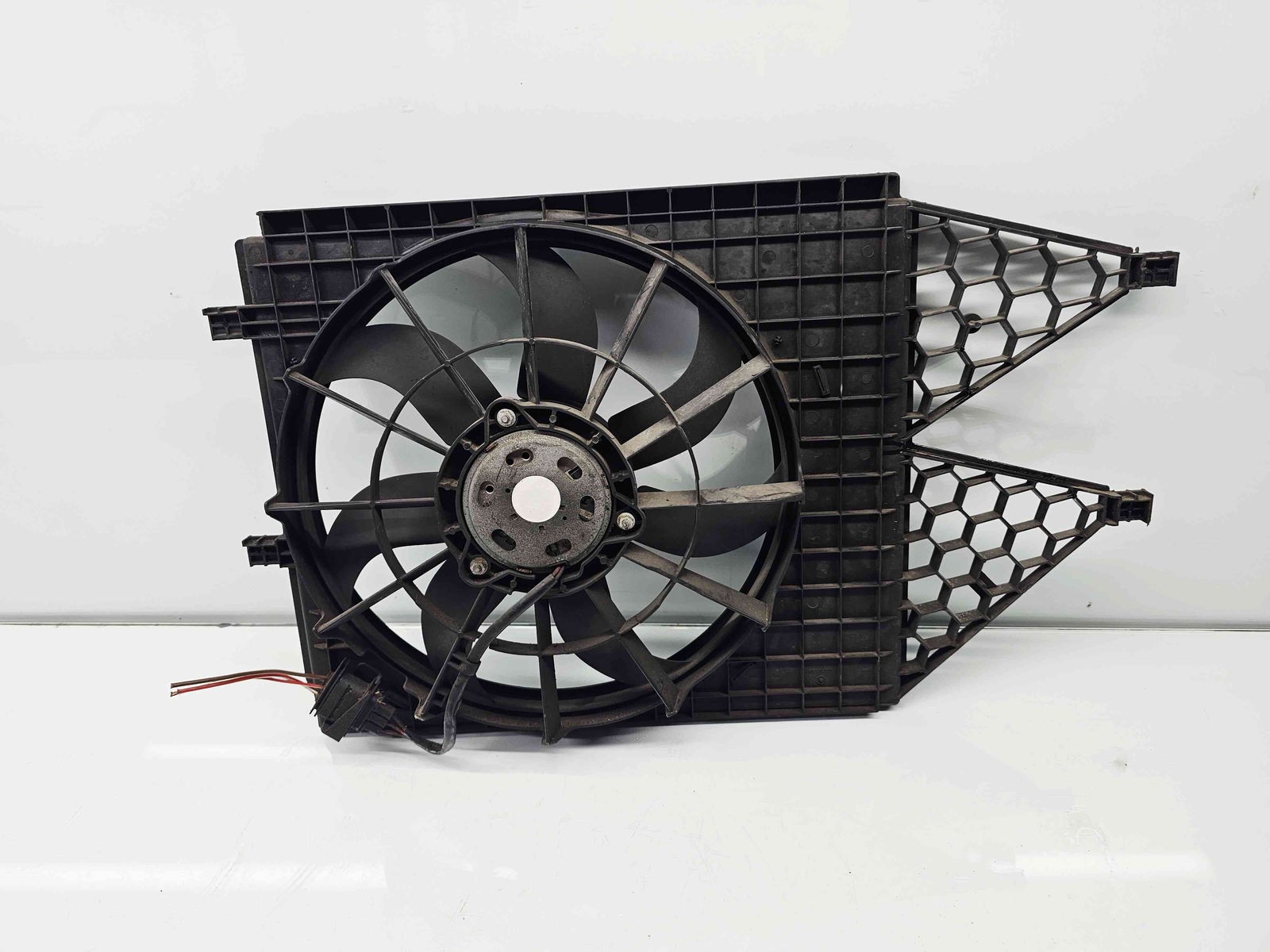 Electroventilator Skoda Rapid (NH3) [Fabr 2012-2019] 6R0121207A 1.6 TDI CAYC 77KW / 105CP - imagine 6