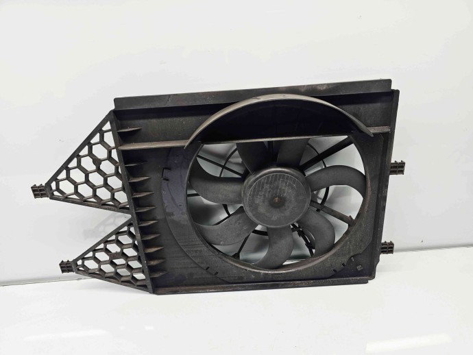Electroventilator  Seat Ibiza 5 (6J5) [Fabr 2008-2017] 6R0121217A 1.4 Benz CGGB 63KW / 86CP