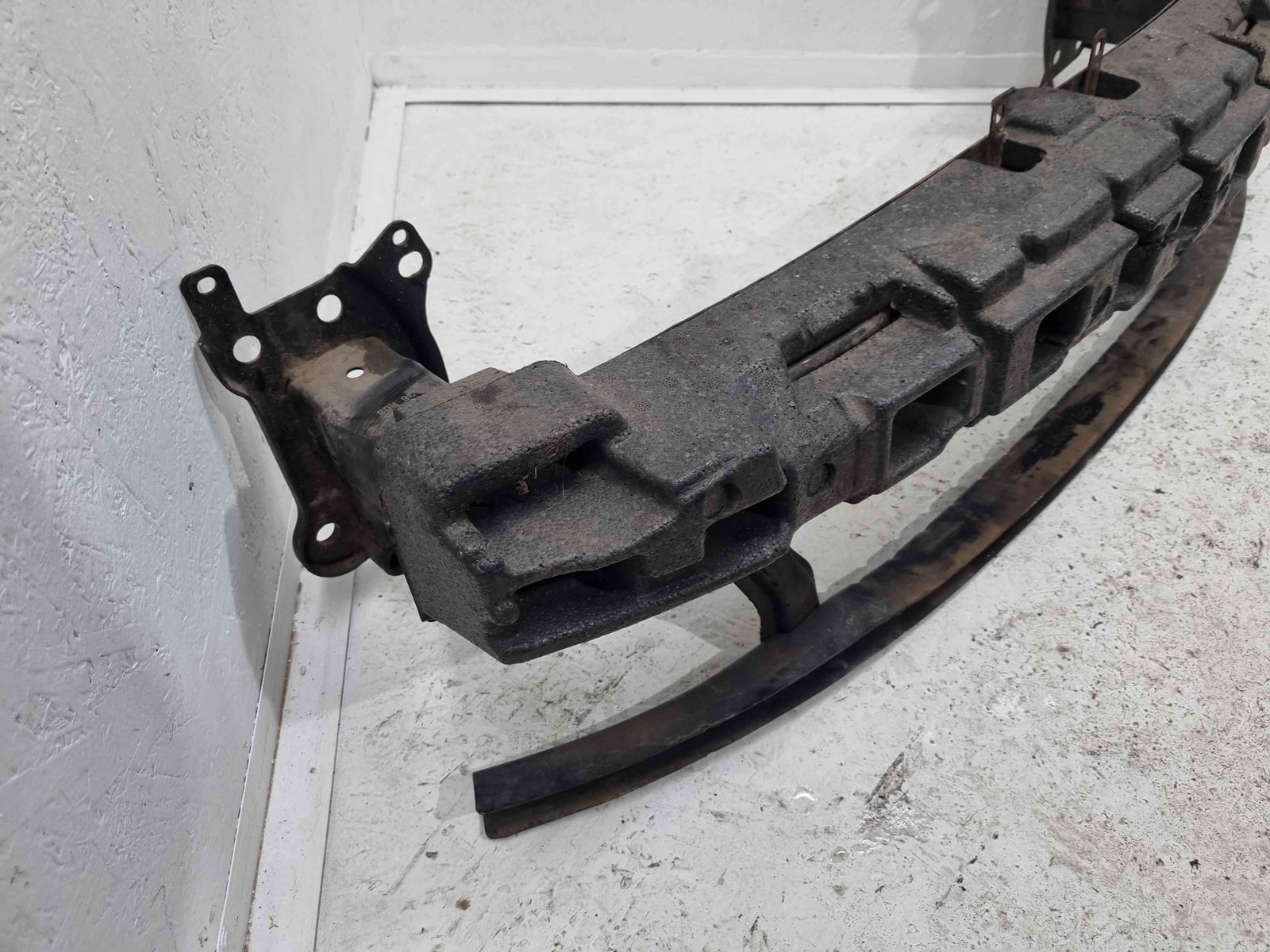 Armatura bara fata Volkswagen Passat B6 (3C2) [Fabr 2005-2010] OEM - imagine 4