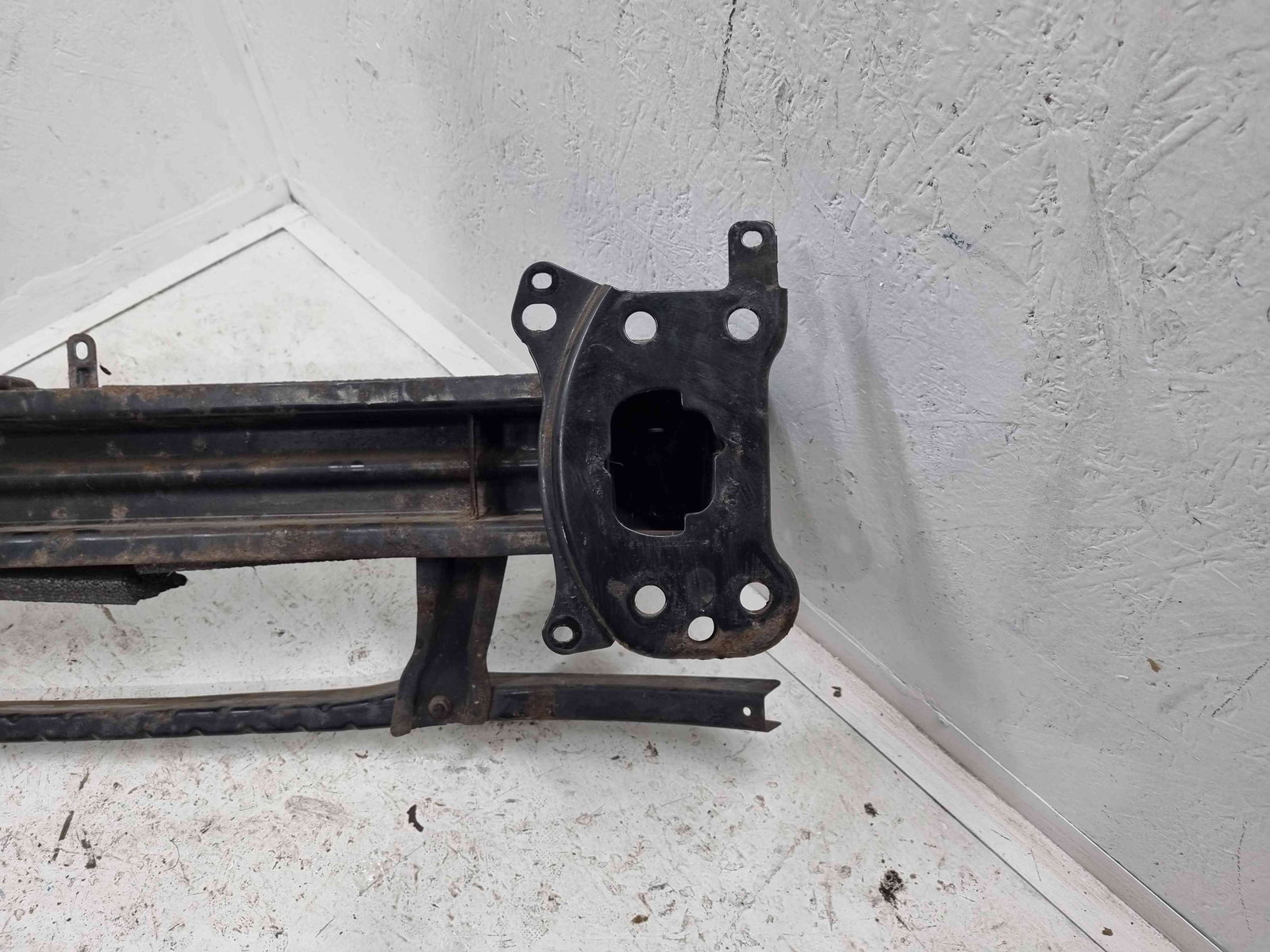 Armatura bara fata Volkswagen Passat B6 (3C2) [Fabr 2005-2010] OEM - imagine 6