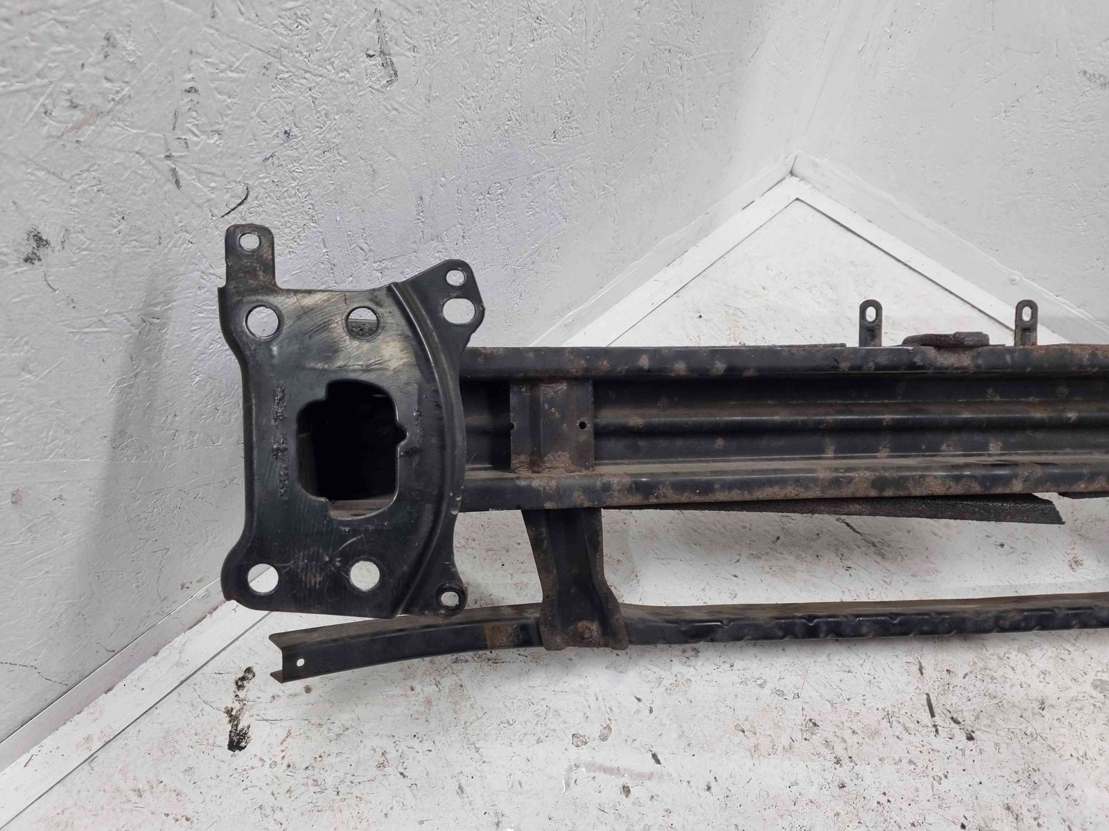 Armatura bara fata Volkswagen Passat B6 (3C2) [Fabr 2005-2010] OEM - imagine 7