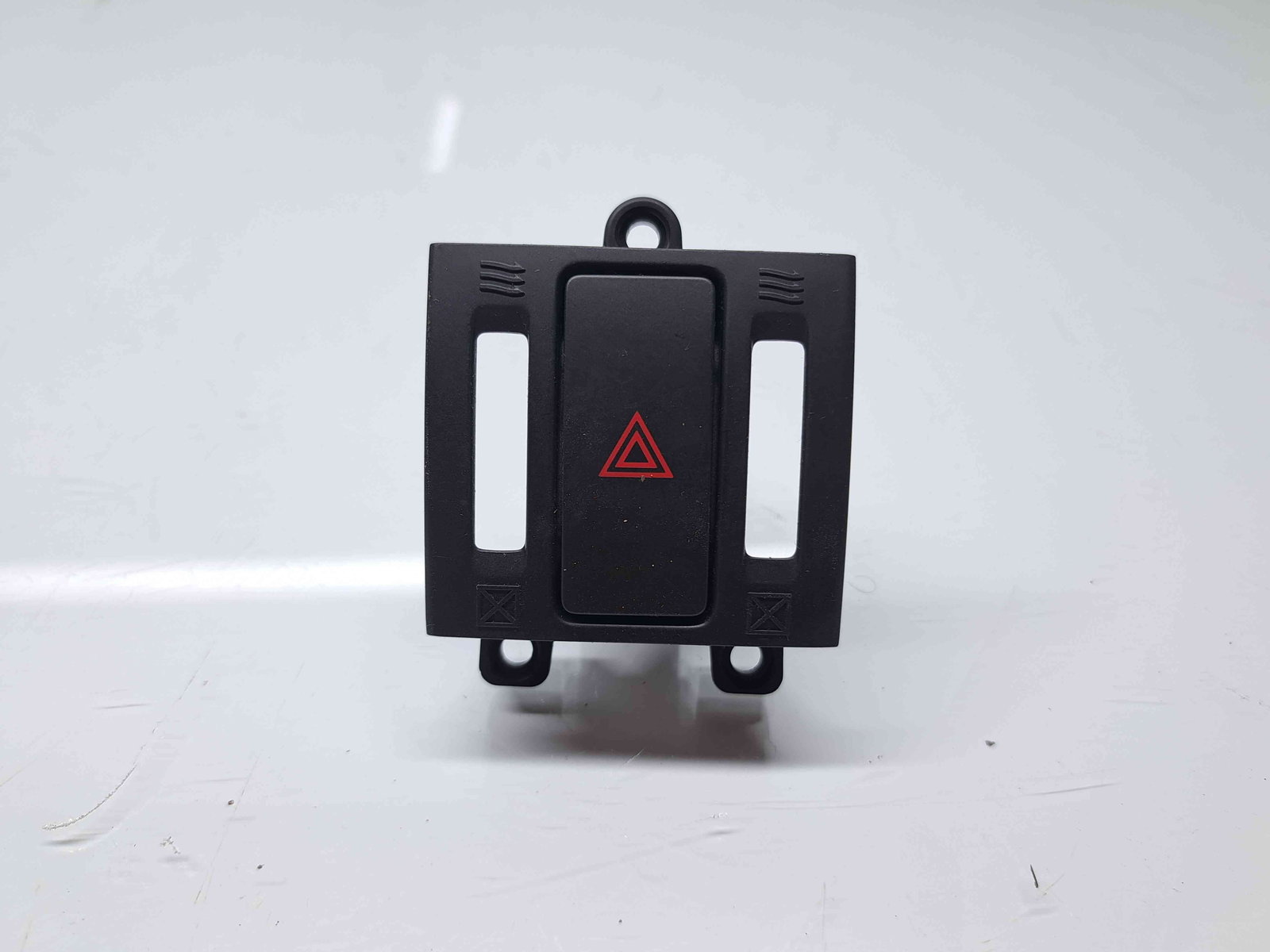 Buton avarii MAZDA CX-5 (KE) [Fabr 2011-2016] KD45-55725 - imagine 1