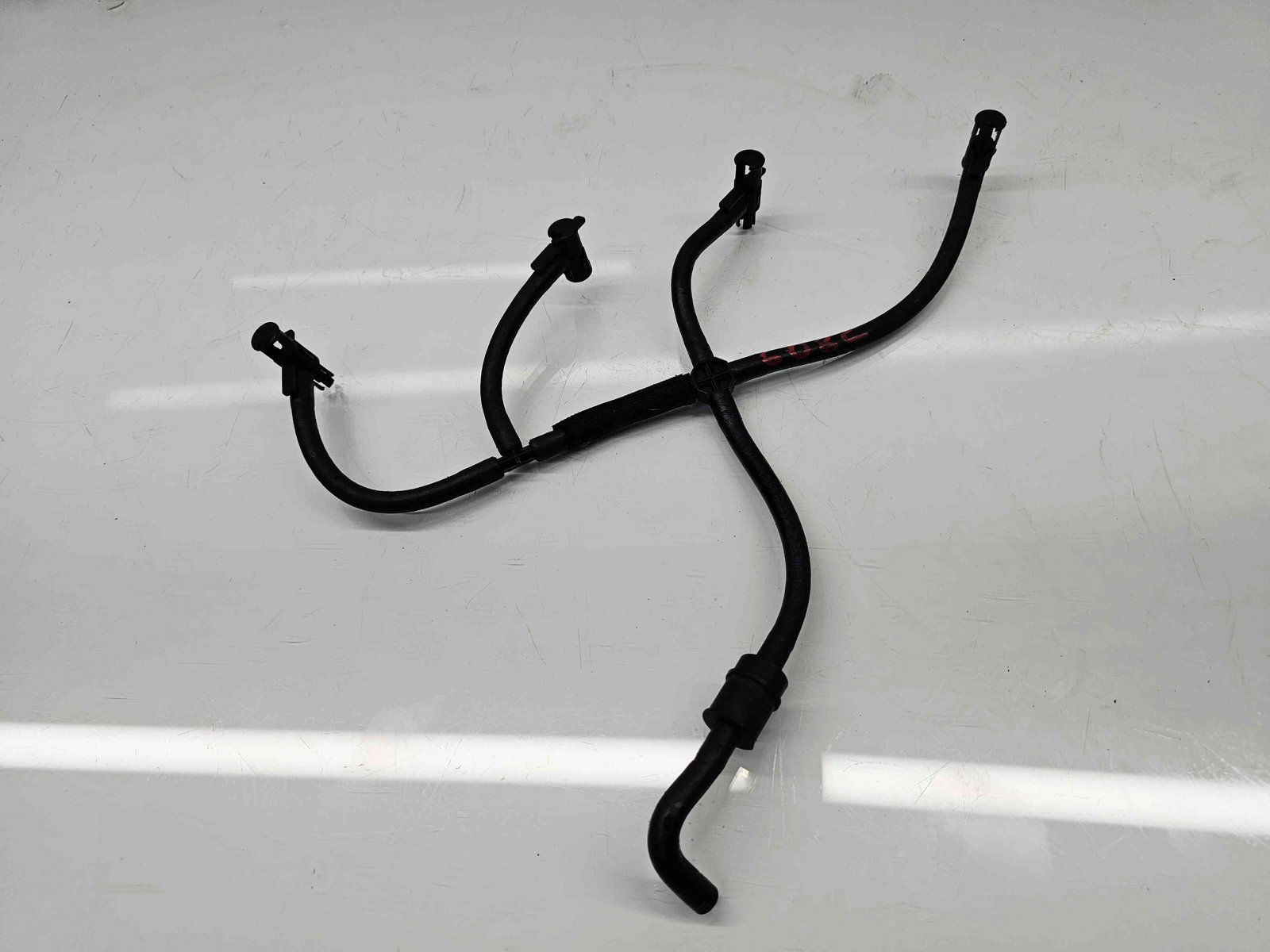 Conducta retur injectoare Volkswagen Transporter 5 (7HB, 7HJ) [Fabr 2004-2013] OEM 2.0 TDI CAAA 62KW / 85CP - imagine 3