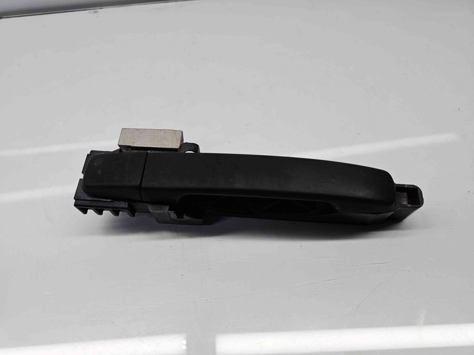 Maner usa dreapta fata Nissan Navara (D40) [Fabr 2005-2014] GN0