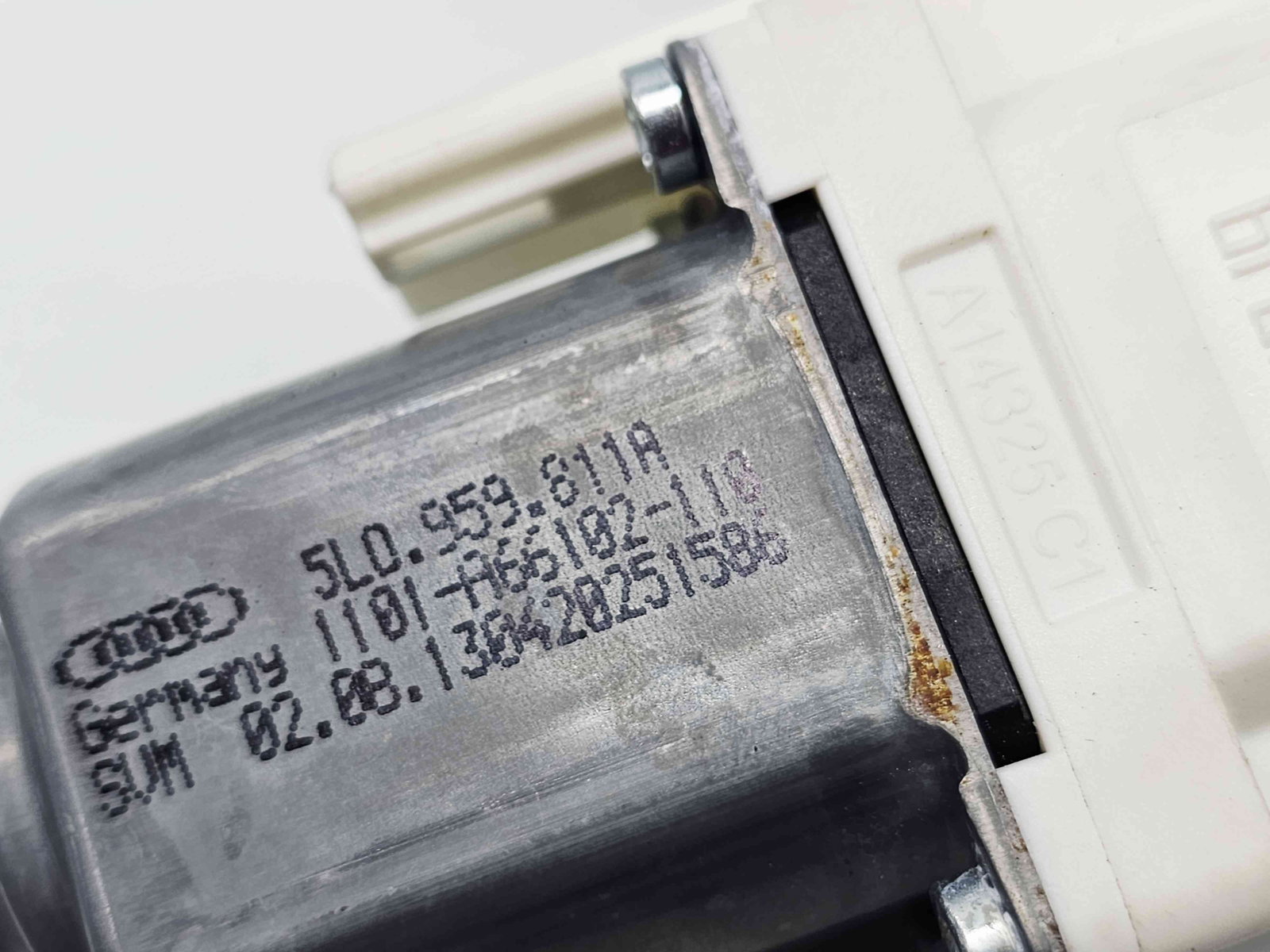 Motoras geam stanga spate Skoda Yeti (5L) [Fabr 2009-2020] 5L0959811A - imagine 5