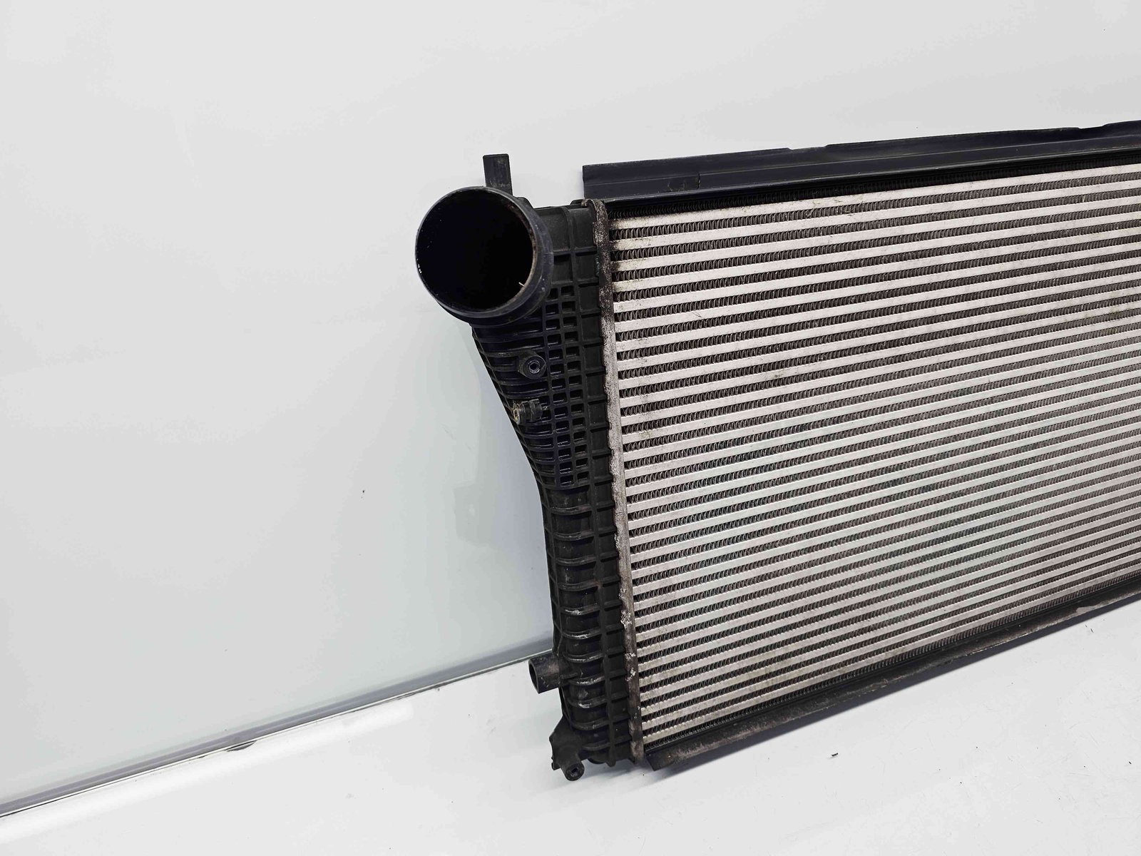 Radiator intercooler Volkswagen Golf 6 (5K1) [Fabr 2009-2013] 1K0145803AJ 1.6 TDI CAYB 66KW / 90CP - imagine 4