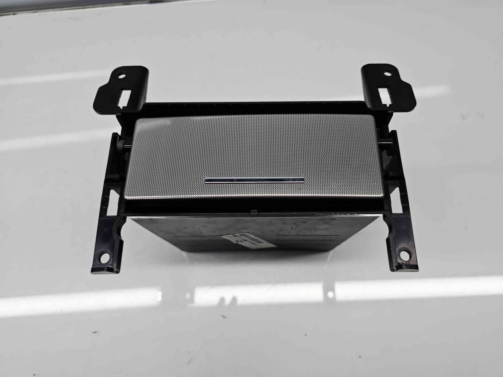 Sertar bord Nissan Navara (D40) [Fabr 2005-2014] 684755X00A - imagine 6