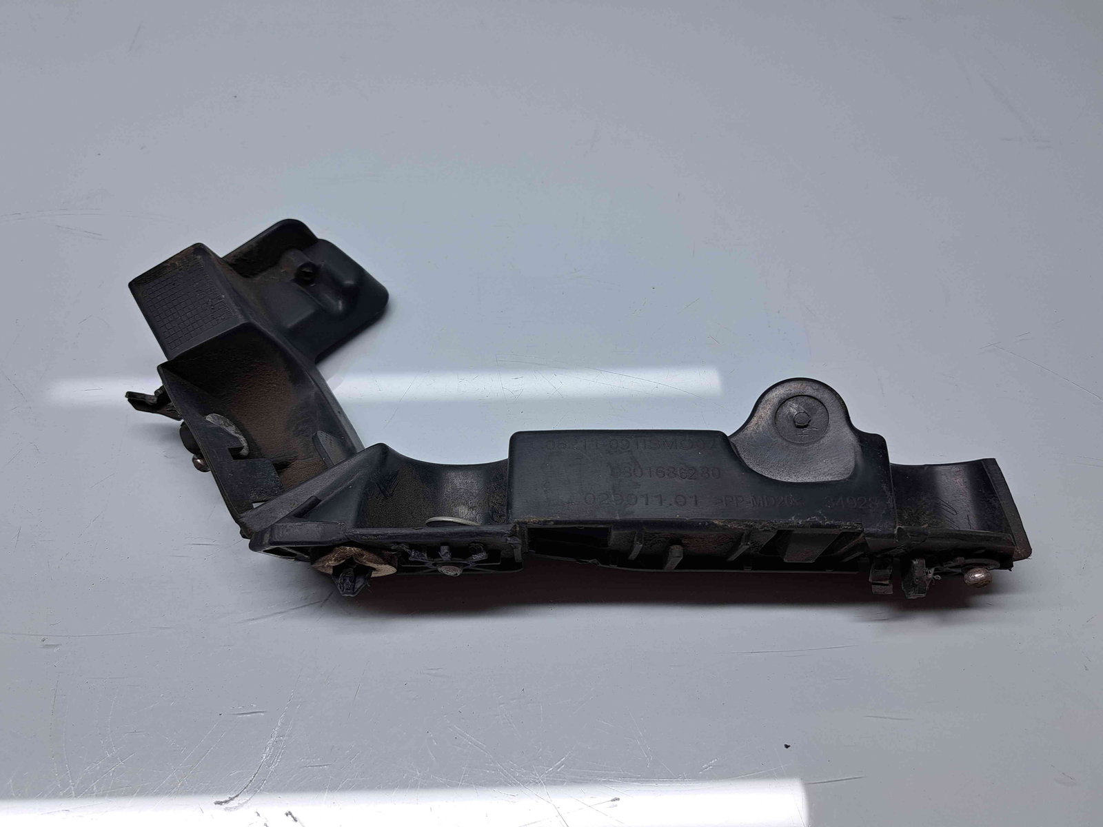 Suport bara dreapta spate Citroen C4 Cactus [Fabr 2014-2017] 9801686280 - imagine 1