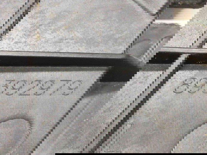 Suport far stanga 8T0805607L Audi A5 2.0 CAHA 2007-2015