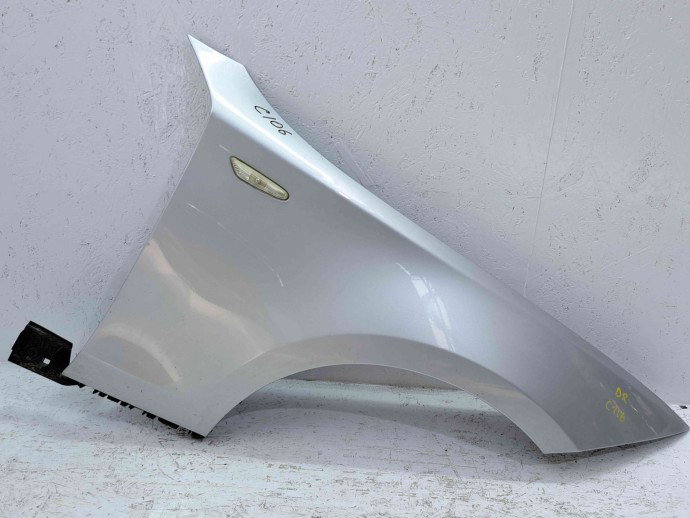 Aripa dreapta fata Bmw 1 (E81, E87) [Fabr 2004-2010] 354 Titansilber Metl