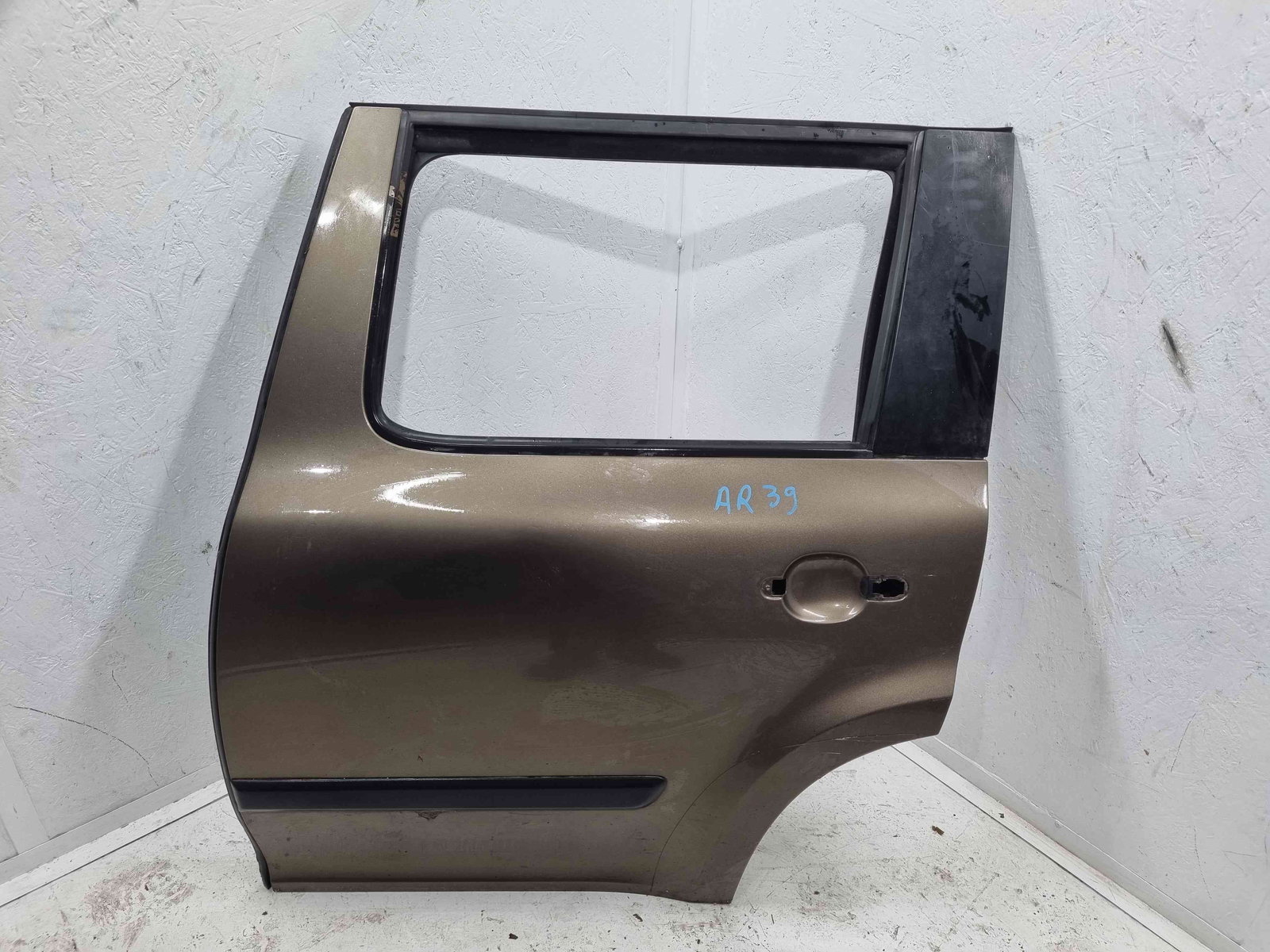 Usa stanga spate Skoda Yeti (5L) [Fabr 2009-2020] LF8N - imagine 1