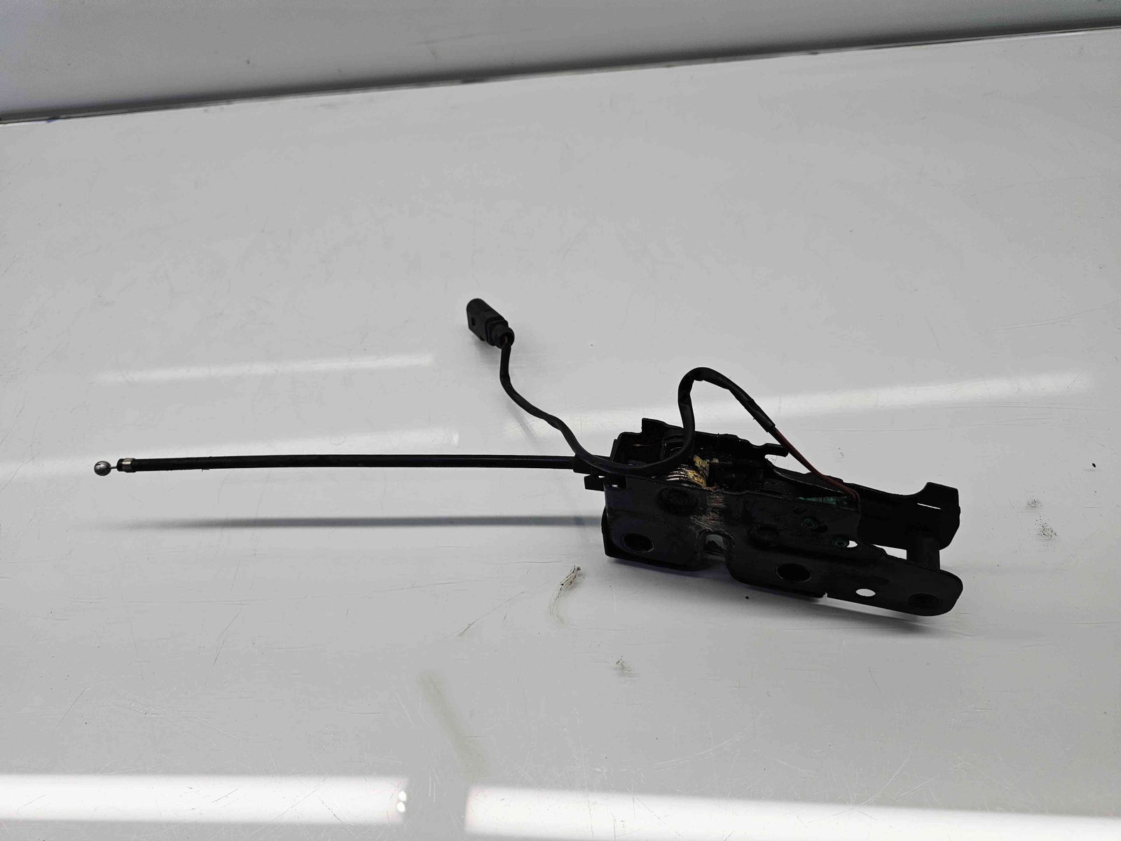 Broasca capota Skoda Octavia 2 Combi (1Z5) [Fabr 2004-2013] Facelift OEM - imagine 3