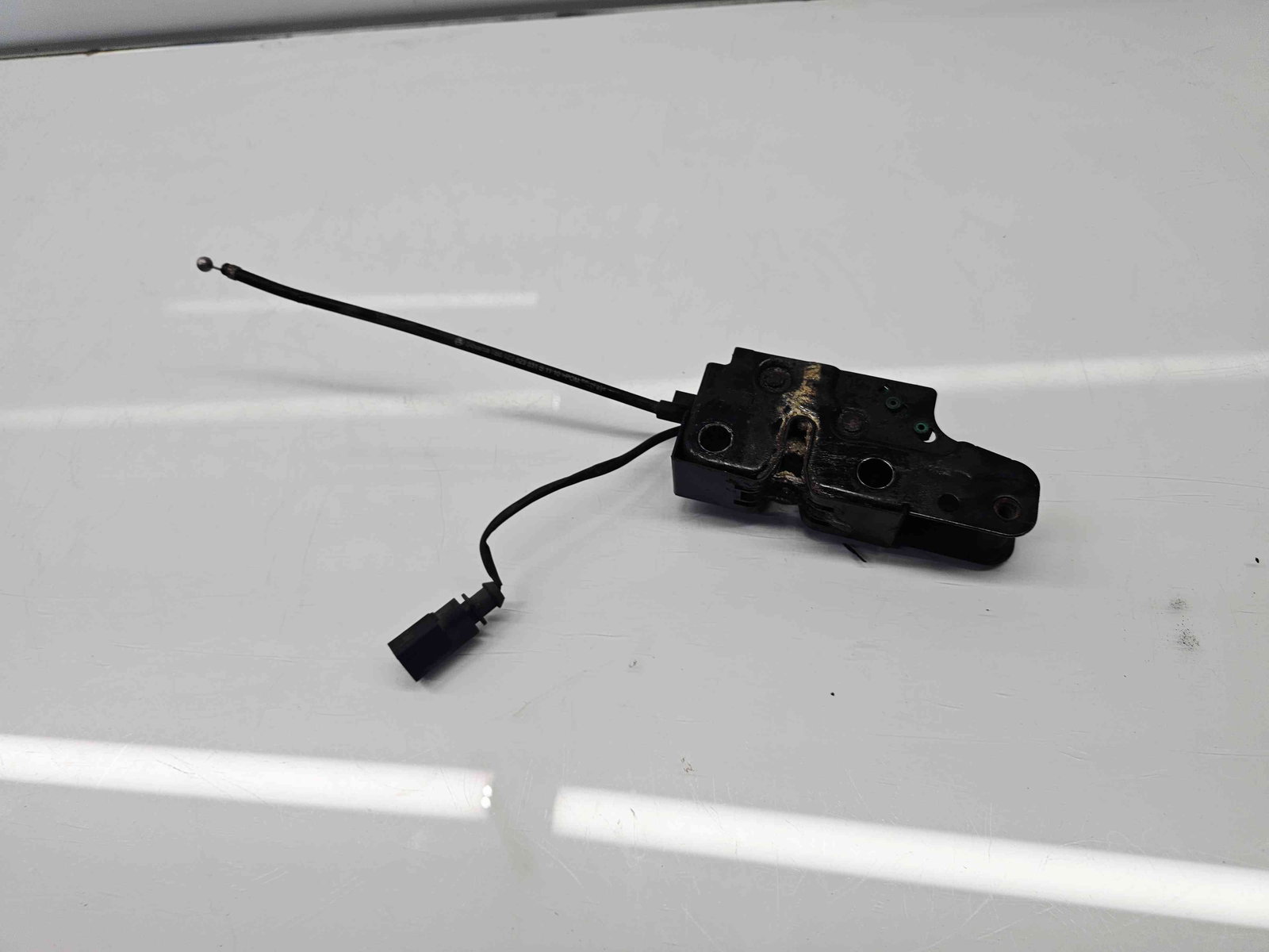 Broasca capota Skoda Octavia 2 Combi (1Z5) [Fabr 2004-2013] Facelift OEM - imagine 4