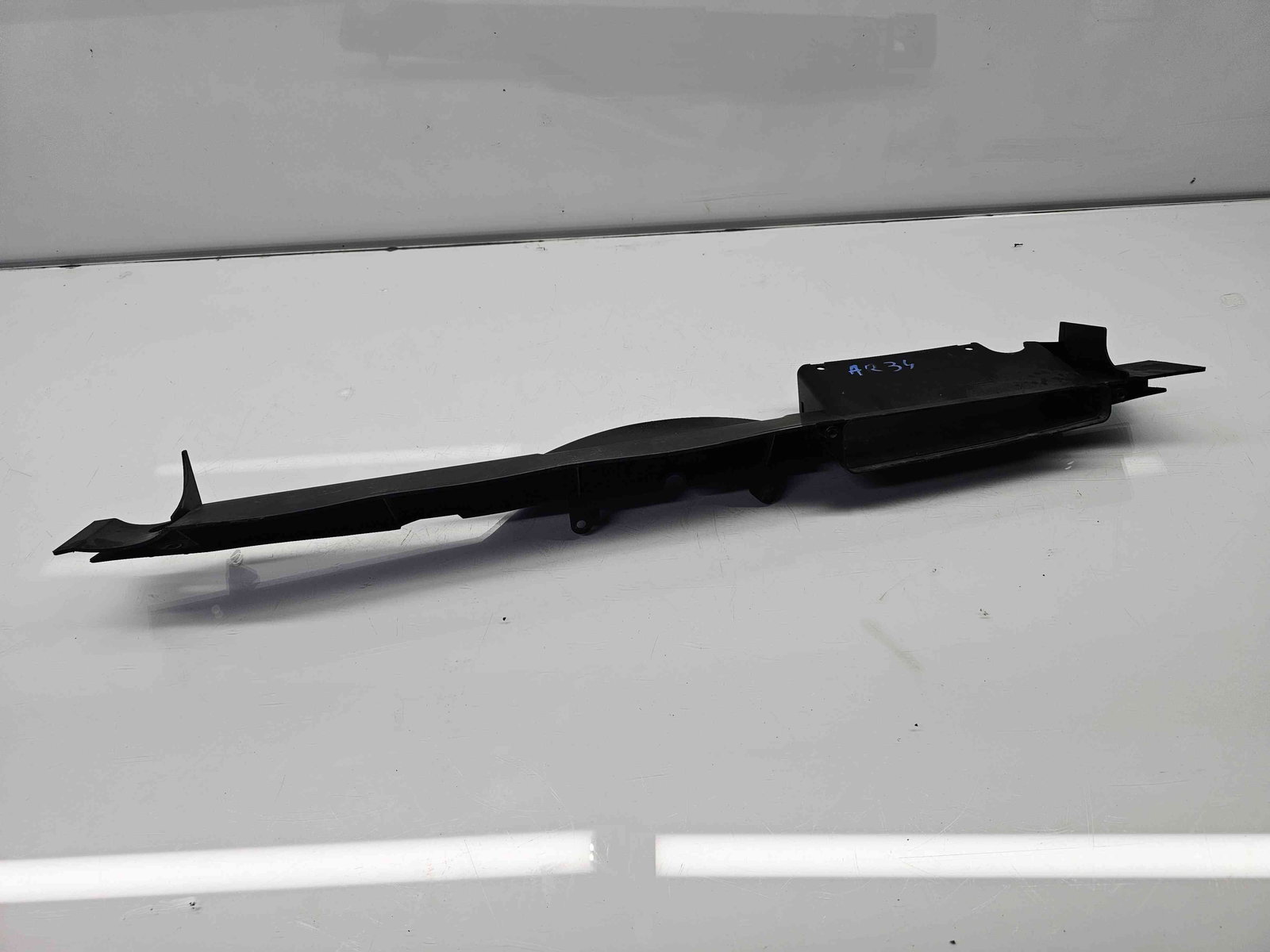 Difuzor captare aer Skoda Octavia 2 Combi (1Z5) [Fabr 2004-2013] Facelift 1Z0121285F - imagine 1