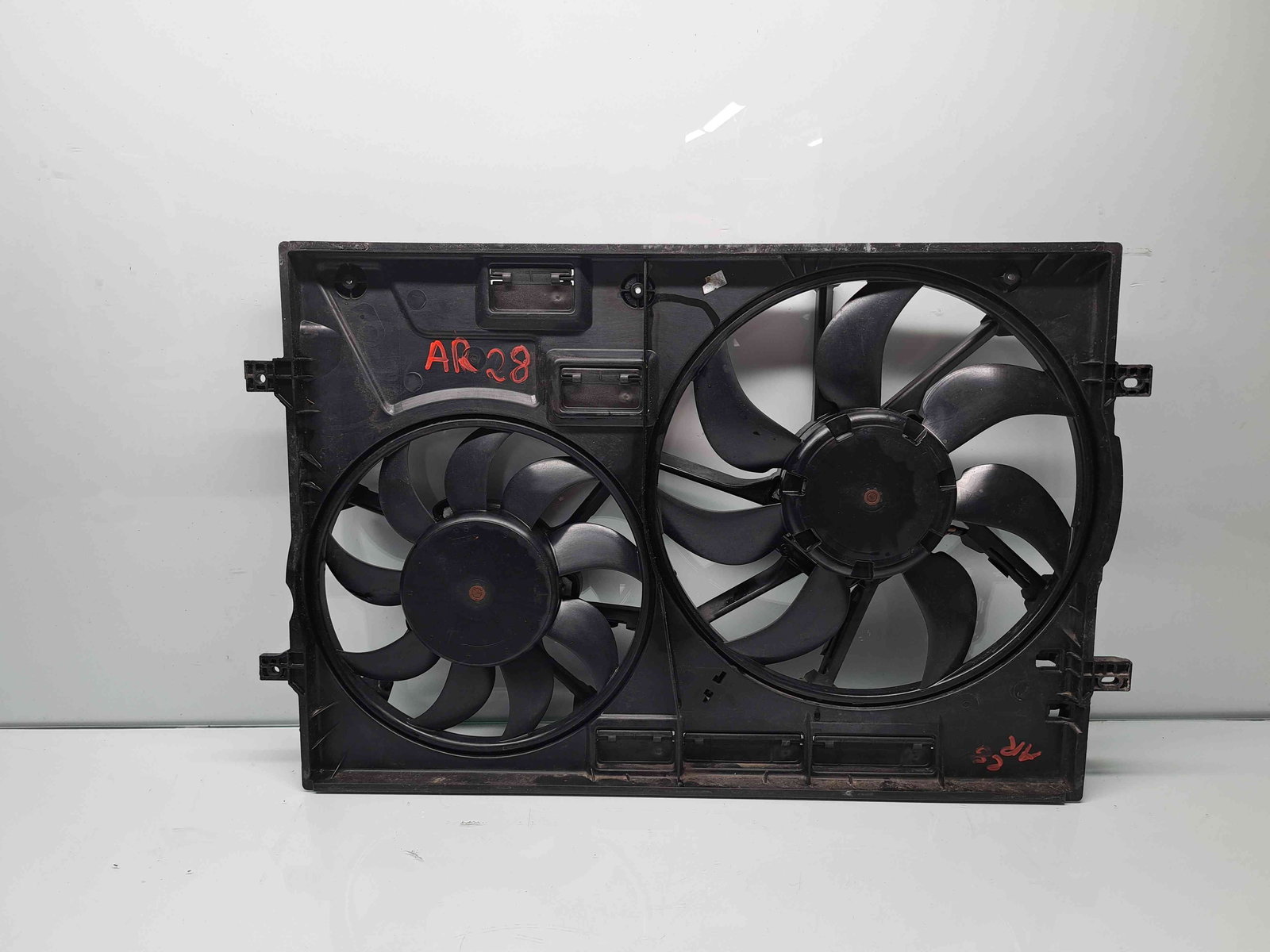 Electroventilator Skoda Superb III Combi (3V5) [Fabr 2015-2024] 3Q0121205 2.0 TDI DFCA 140KW / 190CP - imagine 4