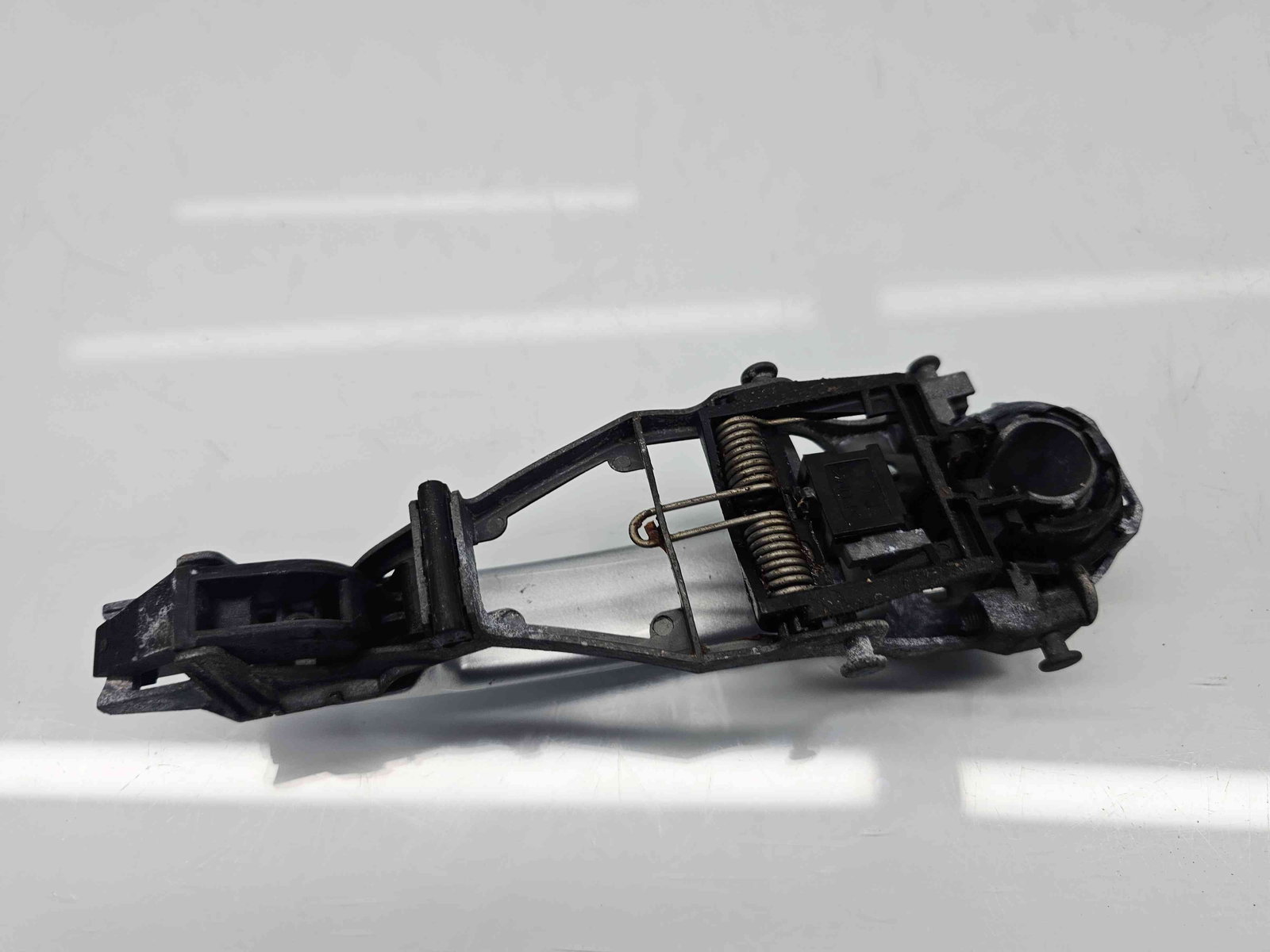 Maner usa dreapta spate Skoda Octavia 2 Combi (1Z5) [Fabr 2004-2013] Facelift LA7W - imagine 3