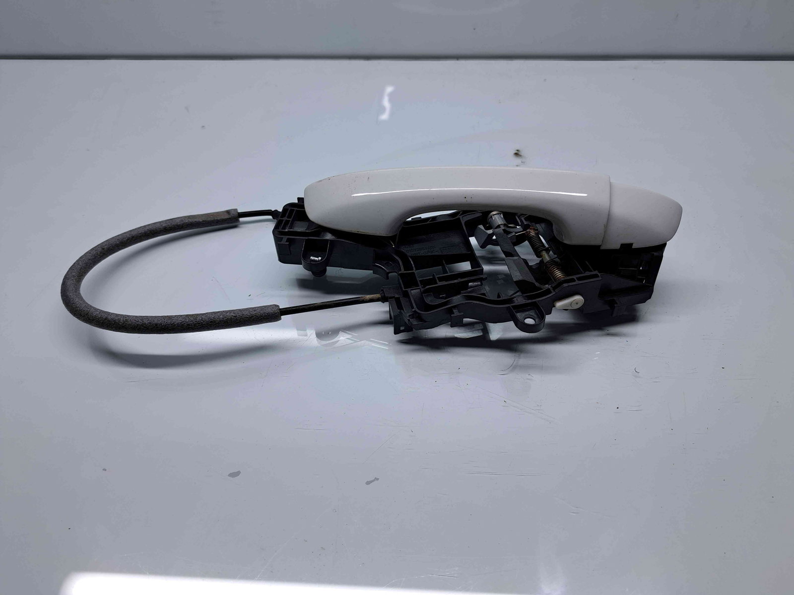 Maner usa stanga spate Volkswagen Passat B8 Variant (3G5) [Fabr 2015-prezent] LC9A - imagine 2