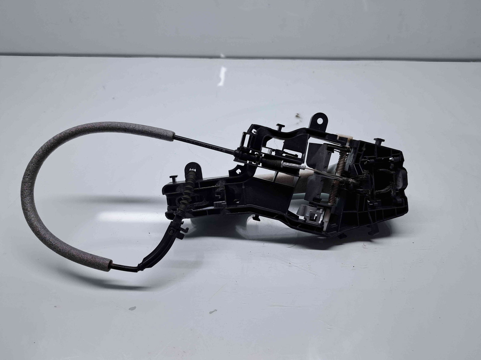 Maner usa stanga spate Volkswagen Passat B8 Variant (3G5) [Fabr 2015-prezent] LC9A - imagine 3