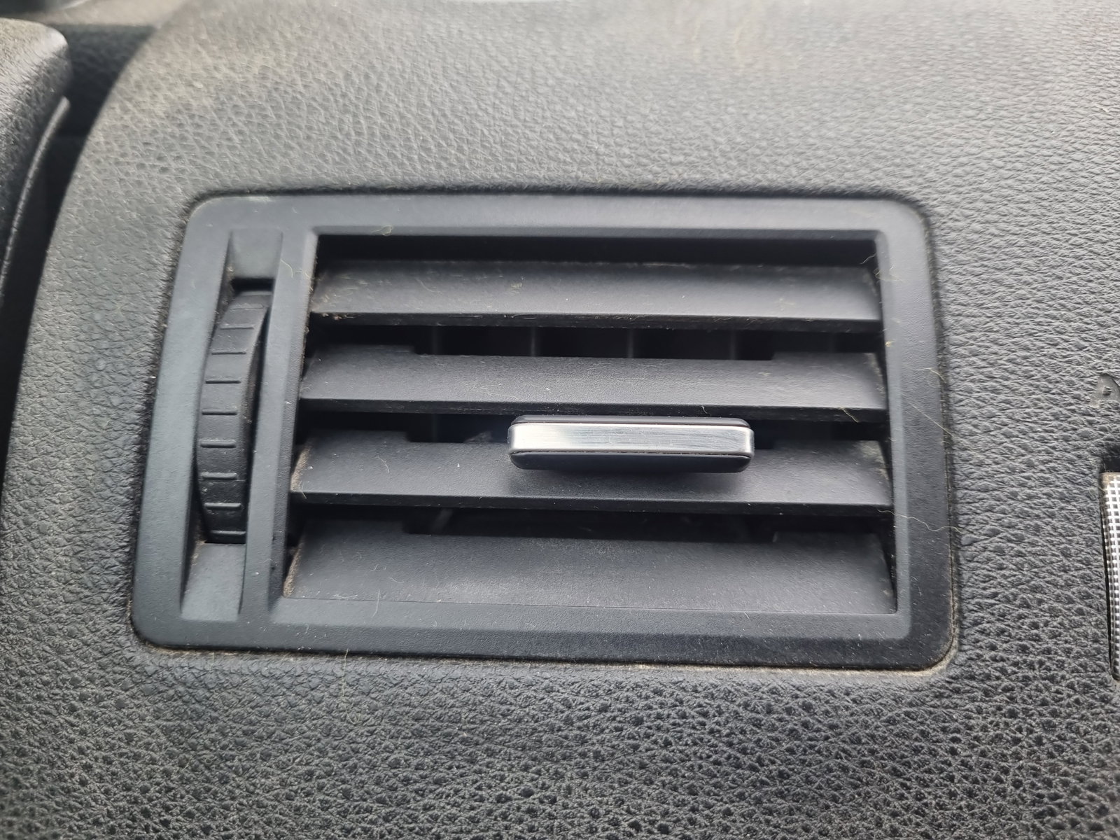 Grila aerisire stanga Ford C-Max 1 [Fabr 2007-2010] OEM - imagine 1