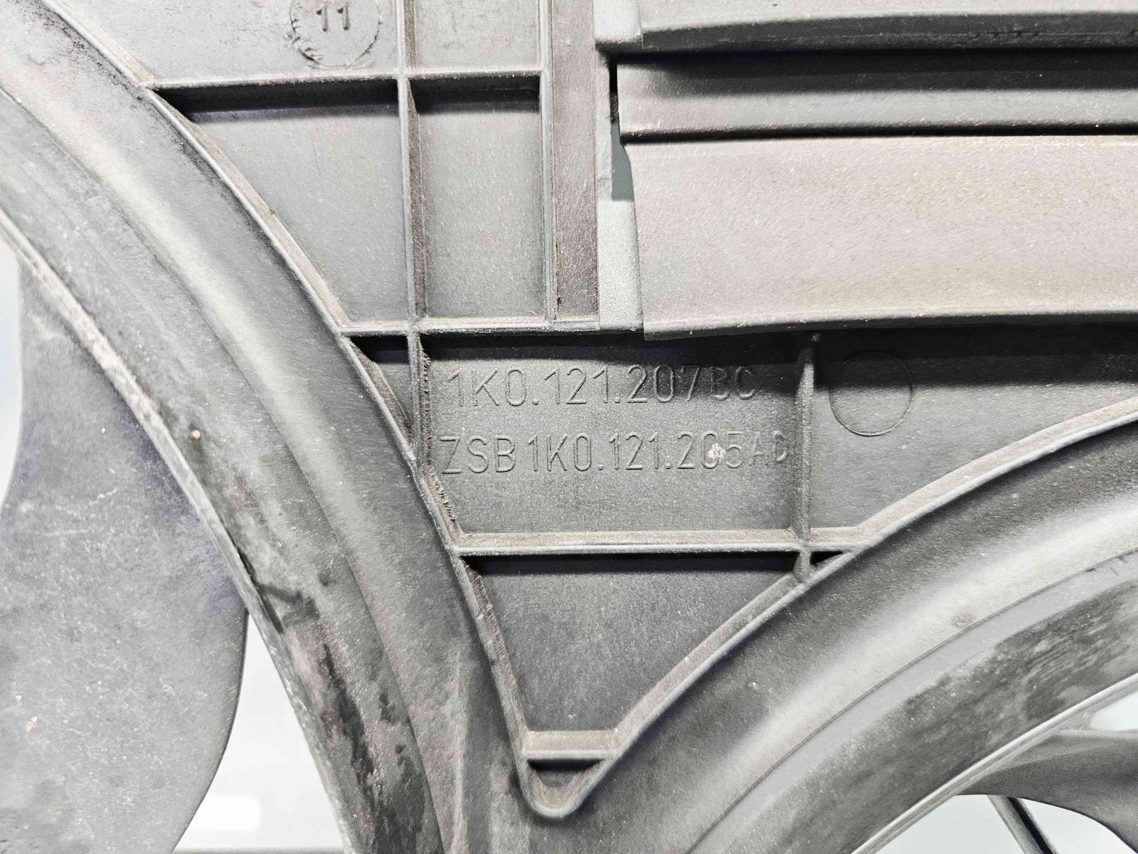 Electroventilator Volkswagen Passat B6 (3C2) [Fabr 2005-2010] 1K0121207BC 2.0 TDI CFFB 103KW / 140CP - imagine 6