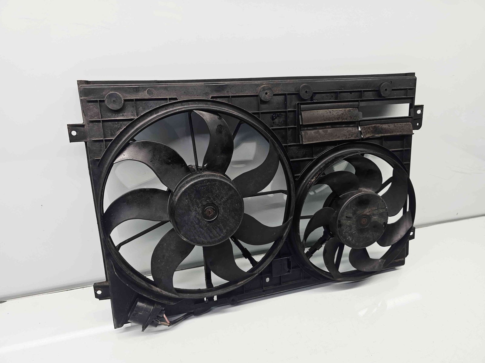 Electroventilator Volkswagen Passat B6 (3C2) [Fabr 2005-2010] 1K0121207BC 2.0 TDI CEGA 125KW / 170CP - imagine 4