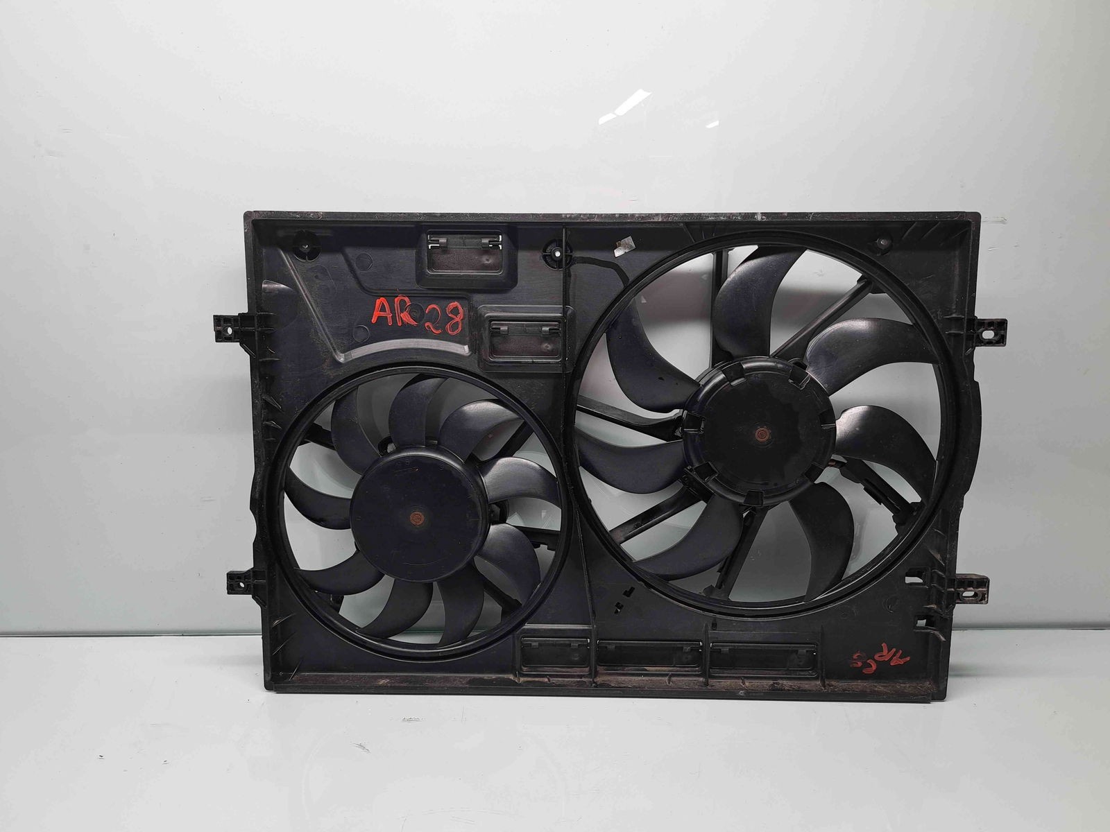 Electroventilator Volkswagen Passat B8 (3G2) [Fabr 2015-prezent] 3Q0121205 2.0 TDI DFCA 140KW / 190CP - imagine 2