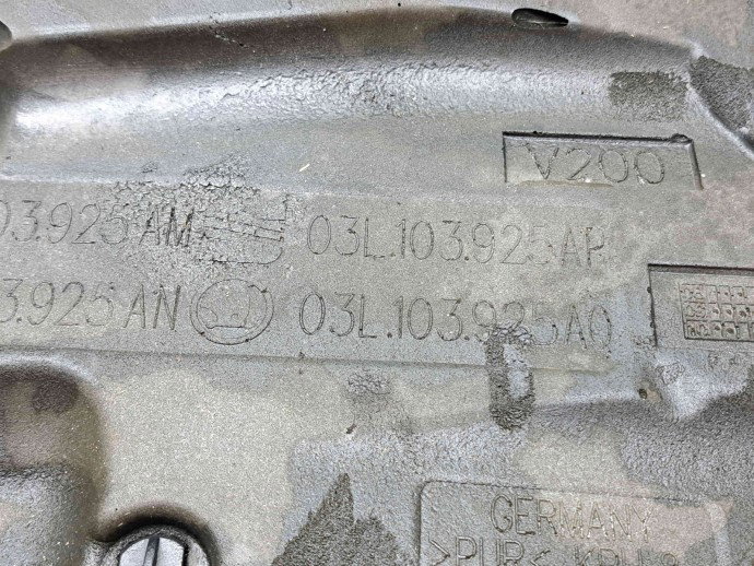 Capac motor  Volkswagen Passat B7 (362) [Fabr 2010-2014] 03L103925AQ 2.0 TDI CEGA 125KW / 170CP