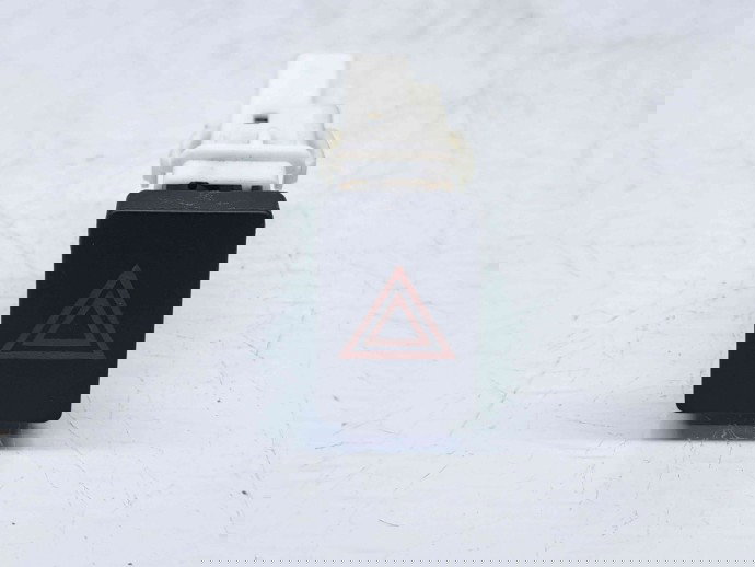  Buton avarii Nissan Qashqai Facelift (2) [Fabr 2009-2013] 25290