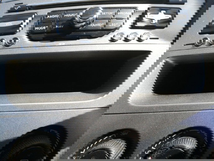 Compartiment depozitare bord Peugeot 308 1.6HDI OEM 2007-2013