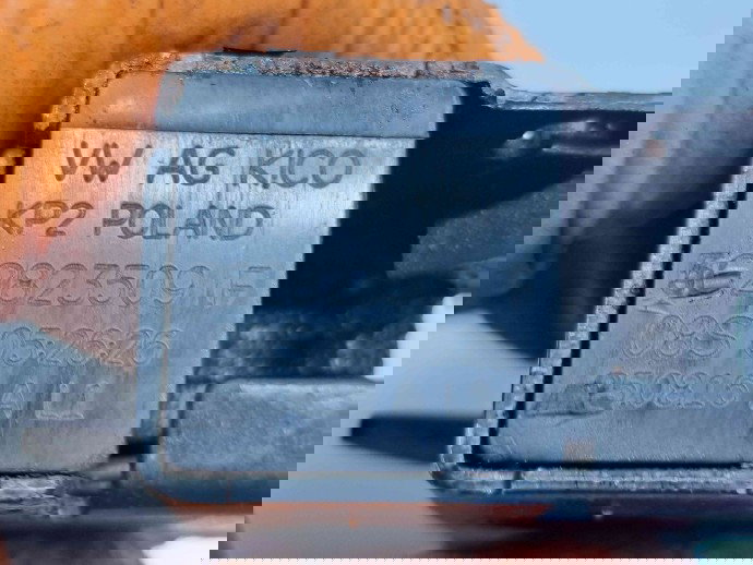 Broasca capota Volkswagen Passat B8 Variant (3G5) [Fabr 2015-prezent] 5G2823509F