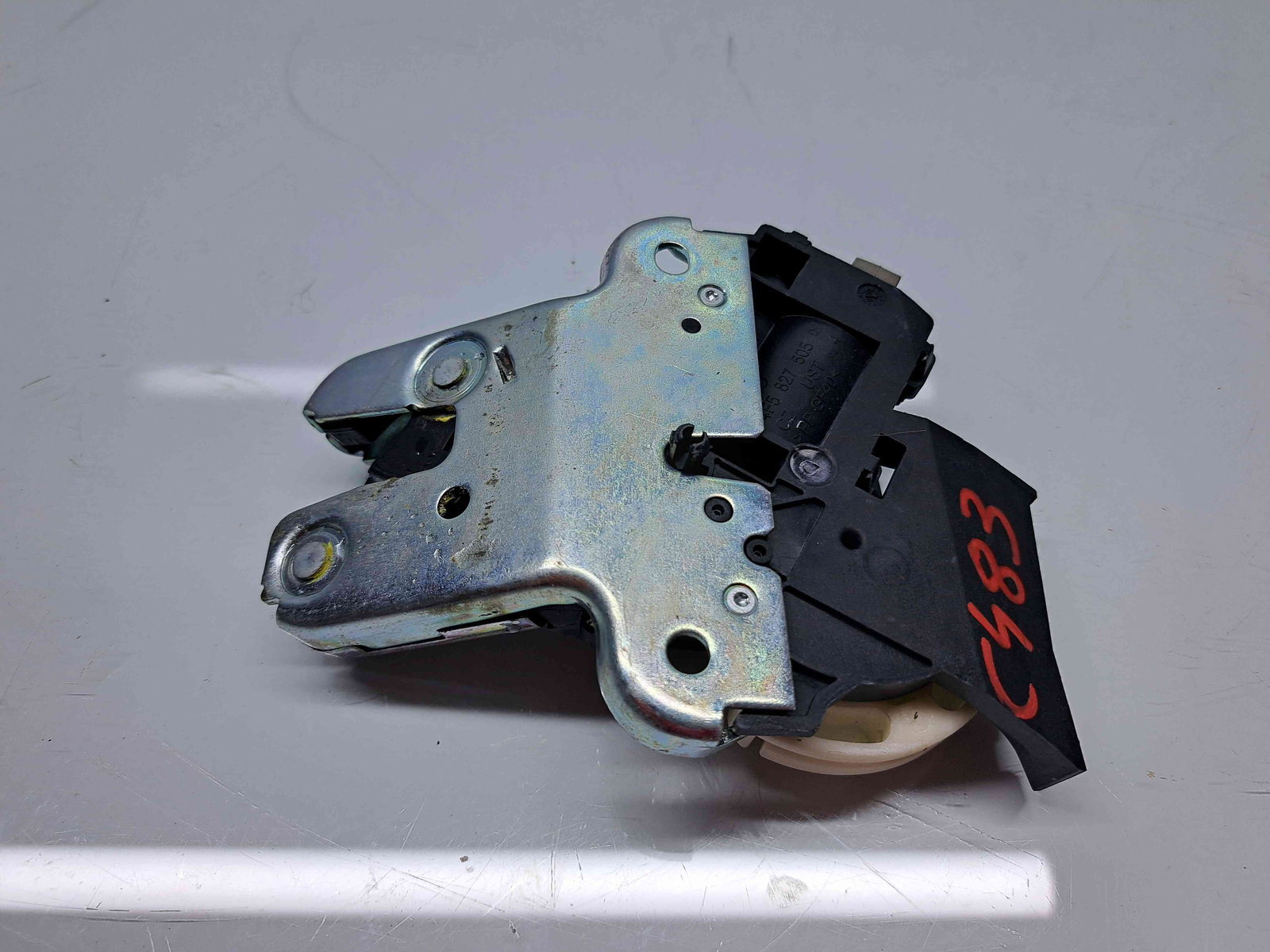 Broasca haion Volkswagen Passat B6 (3C2) [Fabr 2005-2010] 4F5827505D - imagine 2