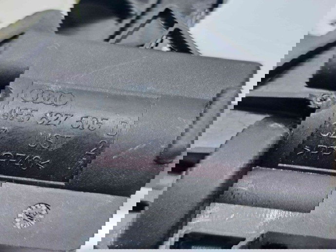 Broasca haion Volkswagen Passat B7 (362) [Fabr 2010-2014] 4F5827505D