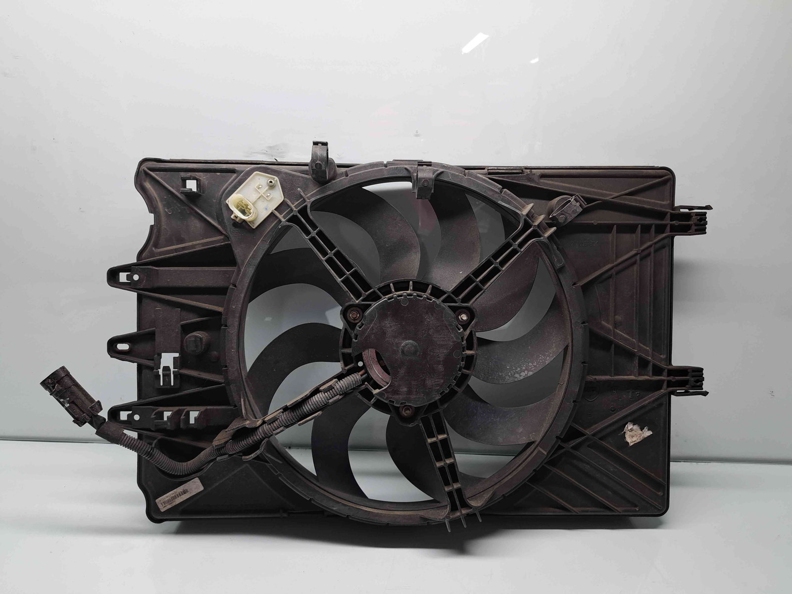 Electroventilator Fiat 500L Trekking [Fabr 2012-prezent] OEM 1.3 199B4000 62KW / 85CP - imagine 1