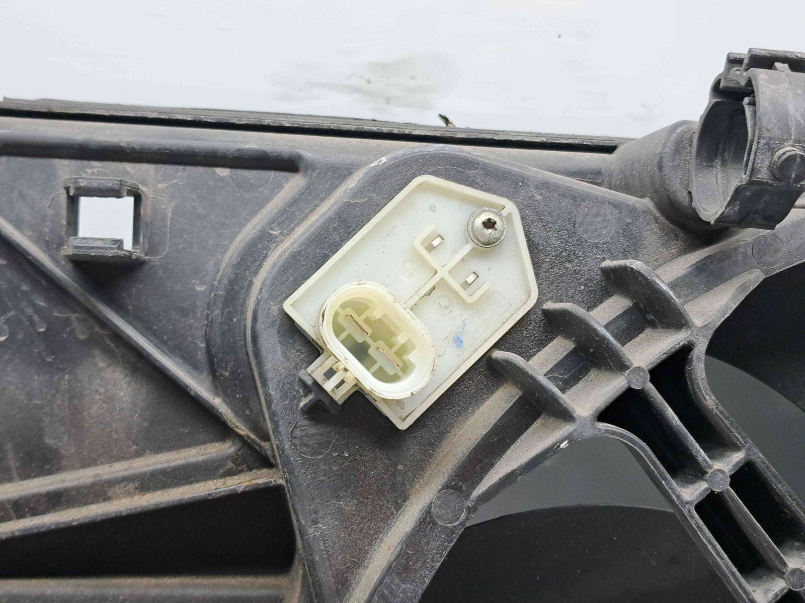 Electroventilator Fiat 500L Trekking [Fabr 2012-prezent] OEM 1.3 199B4000 62KW / 85CP - imagine 3