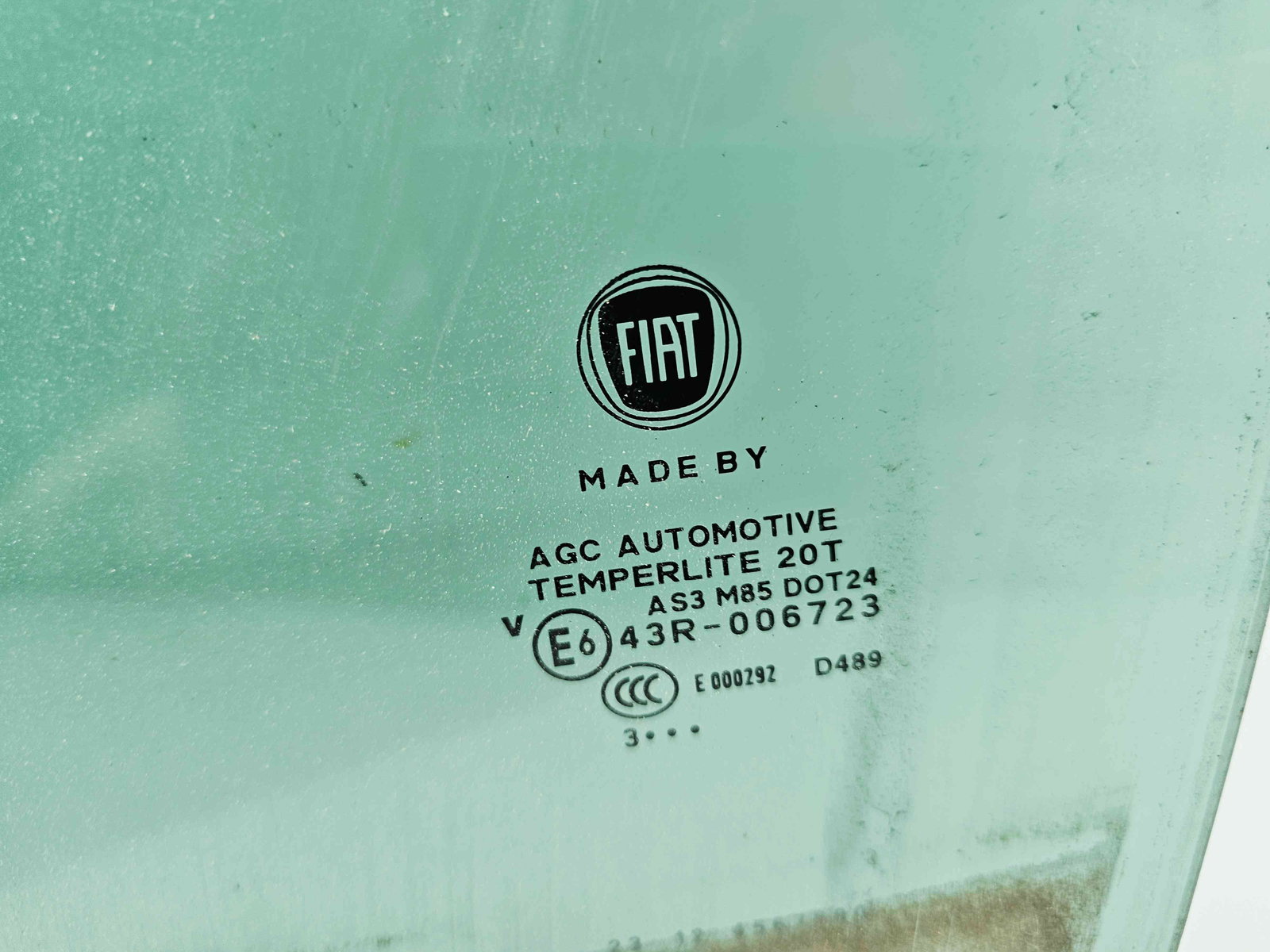 Geam usa stanga spate Fiat 500L Trekking [Fabr 2012-prezent] OEM - imagine 2