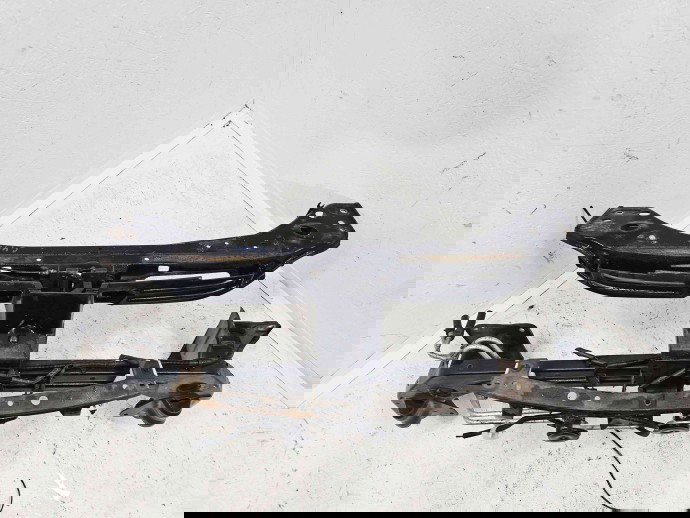 Armatura bara fata MITSUBISHI Outlander II [Fabr 2006-2015] OEM