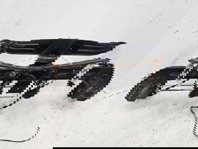 Armatura bara fata MITSUBISHI Outlander II [Fabr 2006-2015] OEM