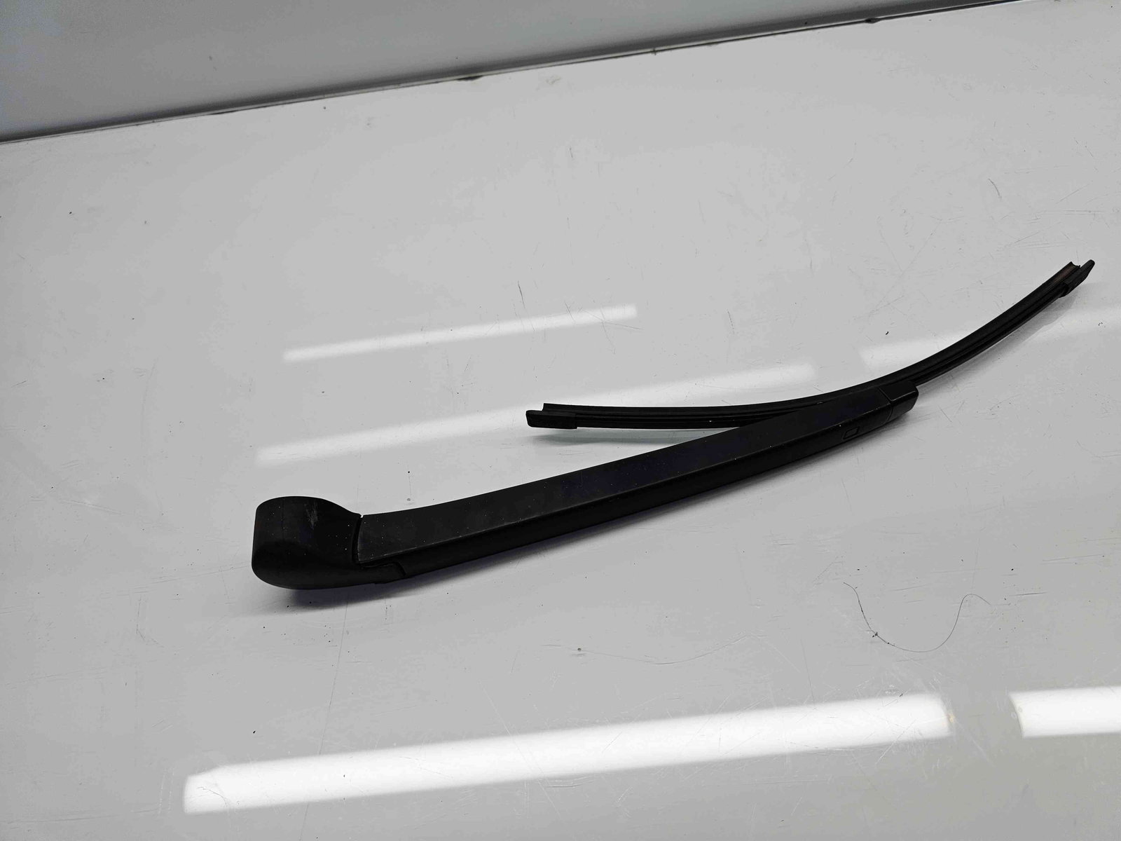 Brat stergator haion Skoda Octavia 3 Combi (5E5) [Fabr 2012-prezent] OEM - imagine 4