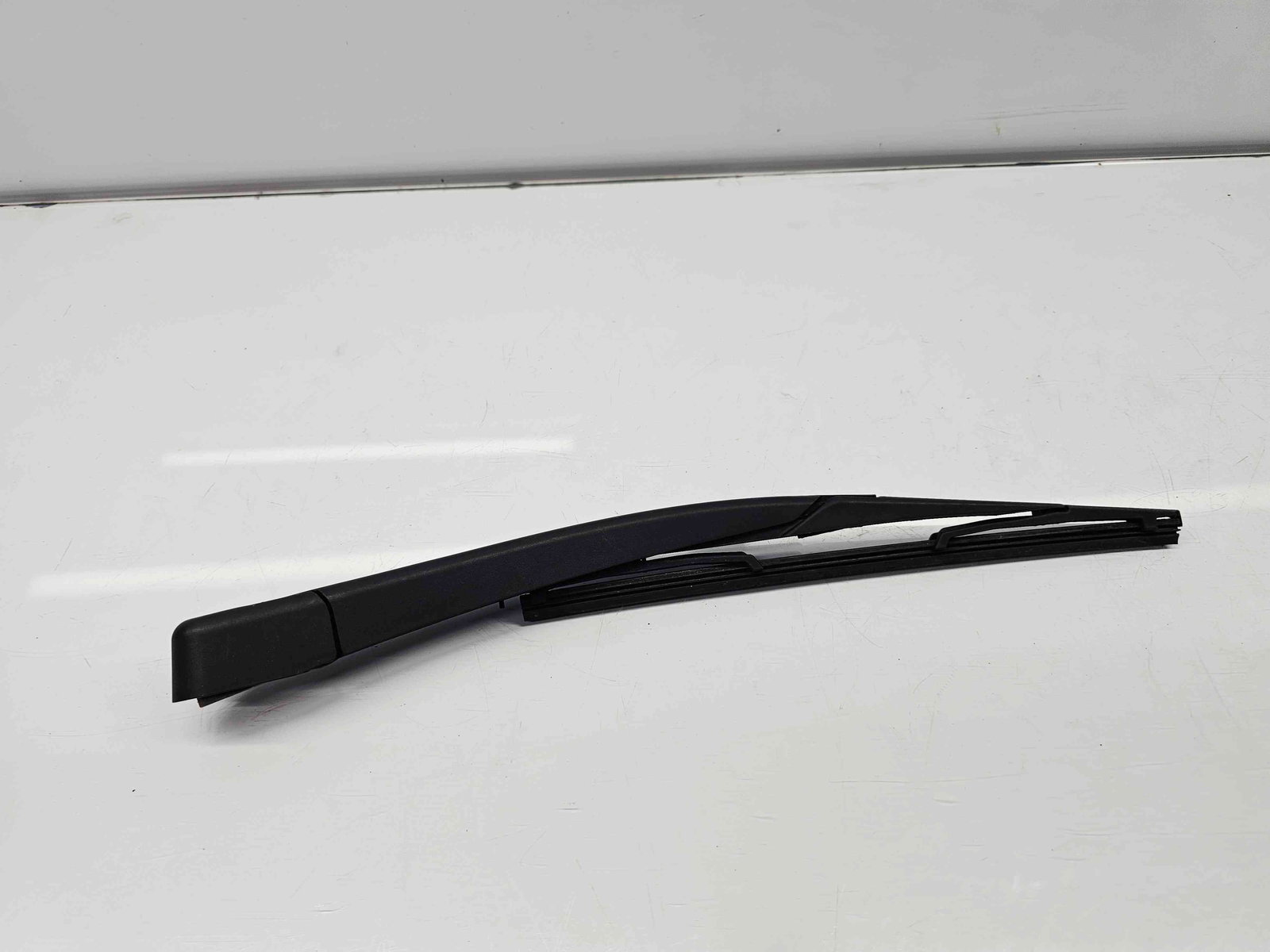 Brat stergator haion Ford Fiesta 6 facelift [Fabr 2008-2019] OEM - imagine 3