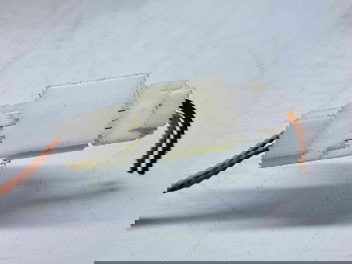  Capsa centura dreapta fata Nissan Qashqai Facelift (2) [Fabr 2009-2013] 86842-JD00E