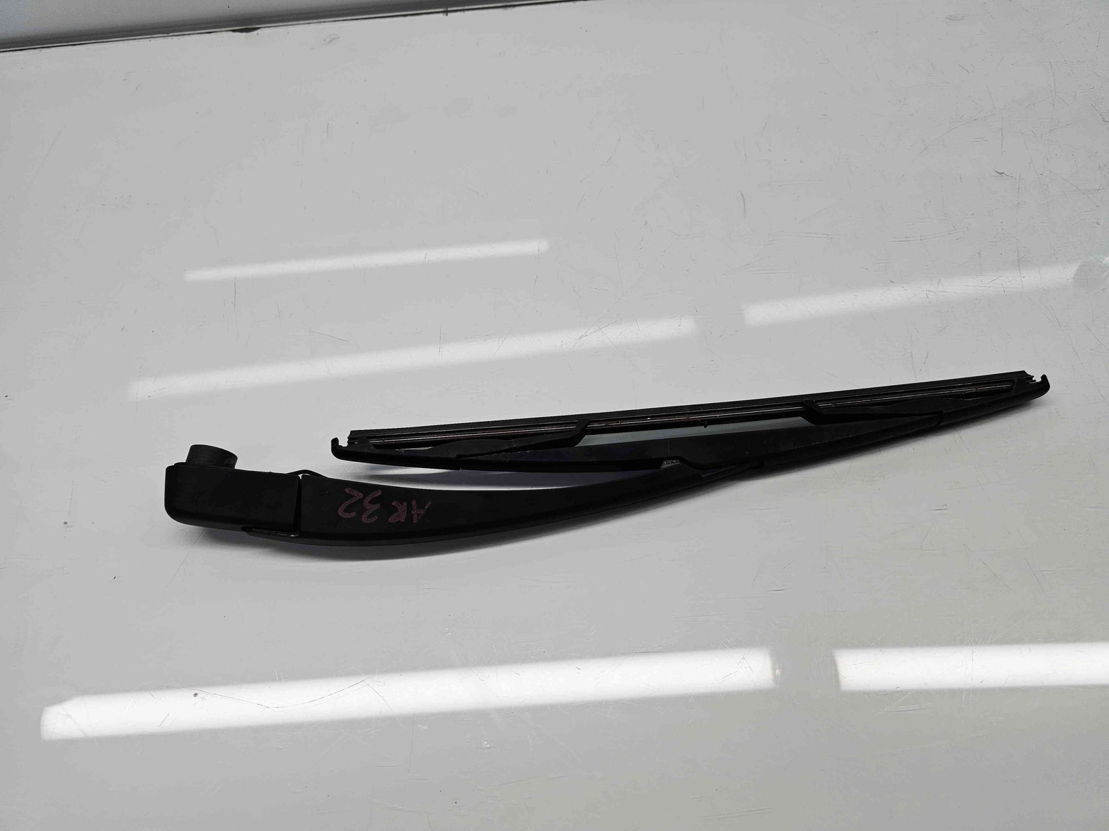 Brat stergator haion Renault Megane 3 [Fabr 2008-2015] Facelift OEM - imagine 2