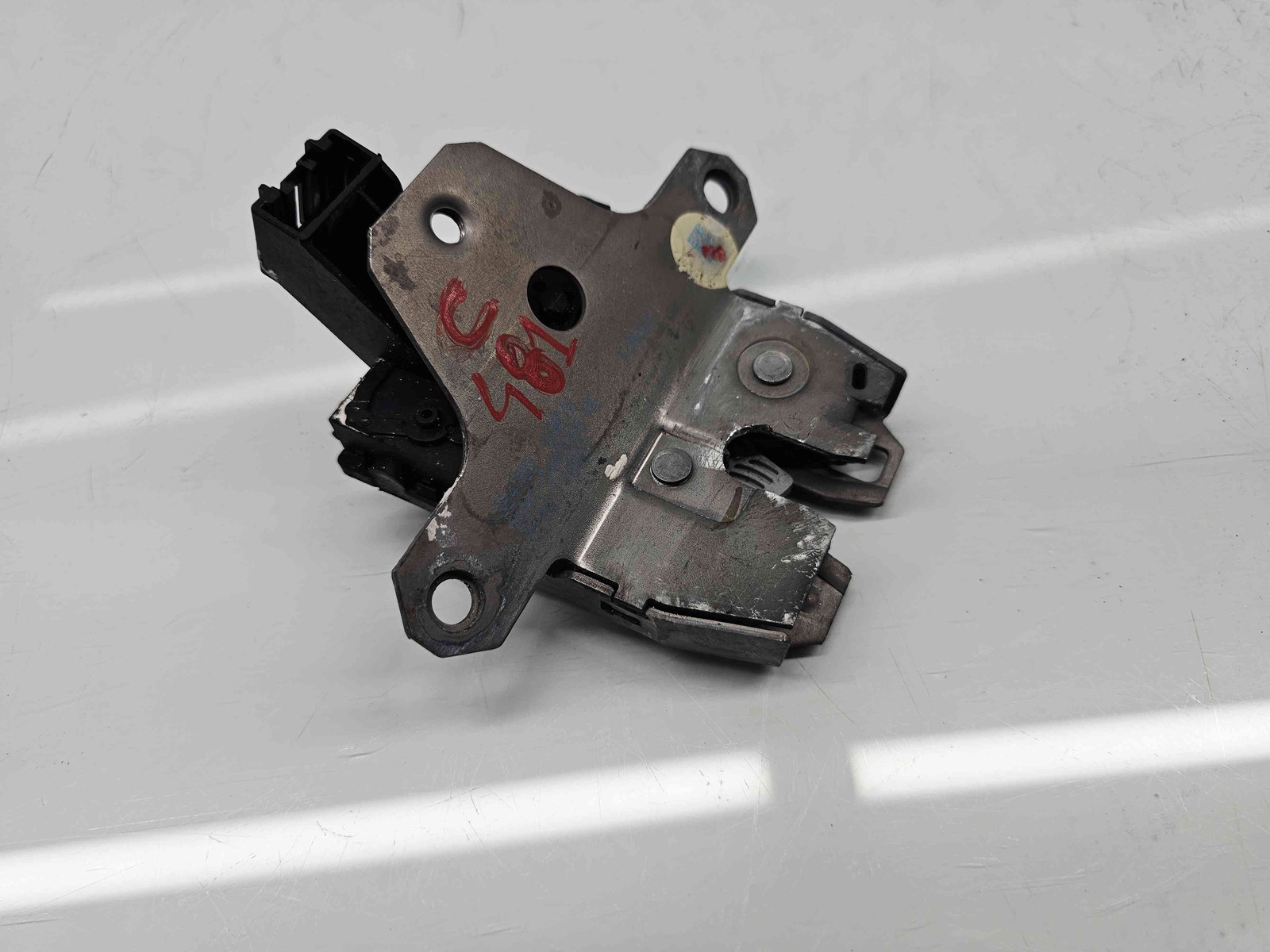 Broasca haion Ford Kuga I [Fabr 2008-2012] 8V41-S442A66-AE - imagine 3