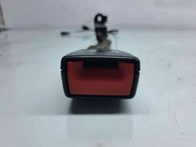 Capsa centura dreapta fata Volkswagen Golf 6 (5K1) [Fabr 2009-2013] 1K4857756T
