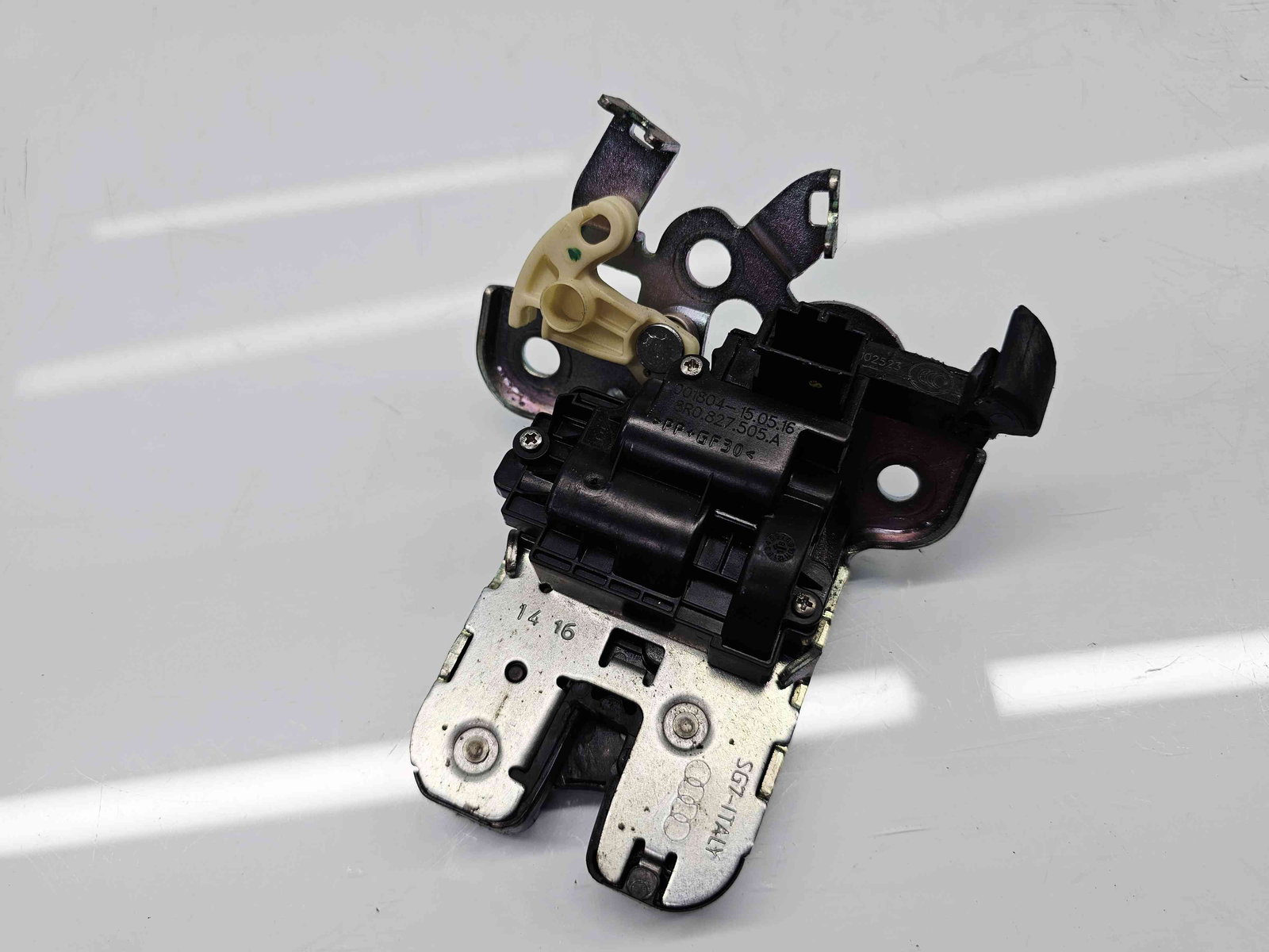 Broasca haion Skoda Octavia 3 Combi (5E5) [Fabr 2012-prezent] 8R0827505A - imagine 6