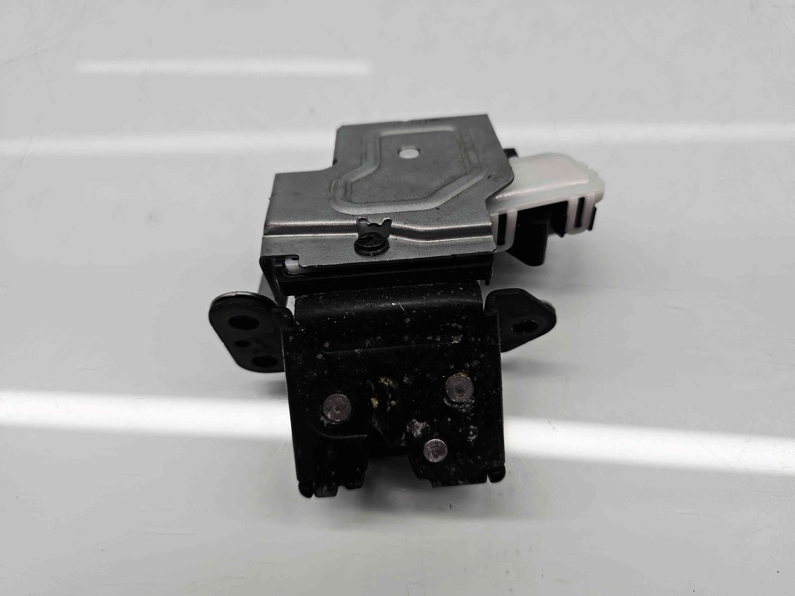 Broasca haion MAZDA 3 II Hatchback Facelift [Fabr 2011-2013] OEM - imagine 4