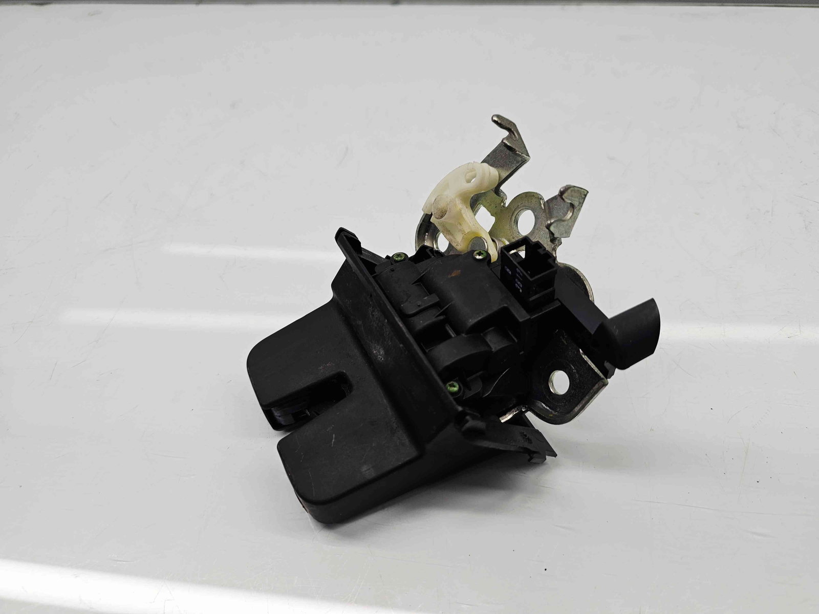 Broasca haion Skoda Superb II Combi (3T5) [Fabr 2009-2015] 3T9827520 - imagine 4