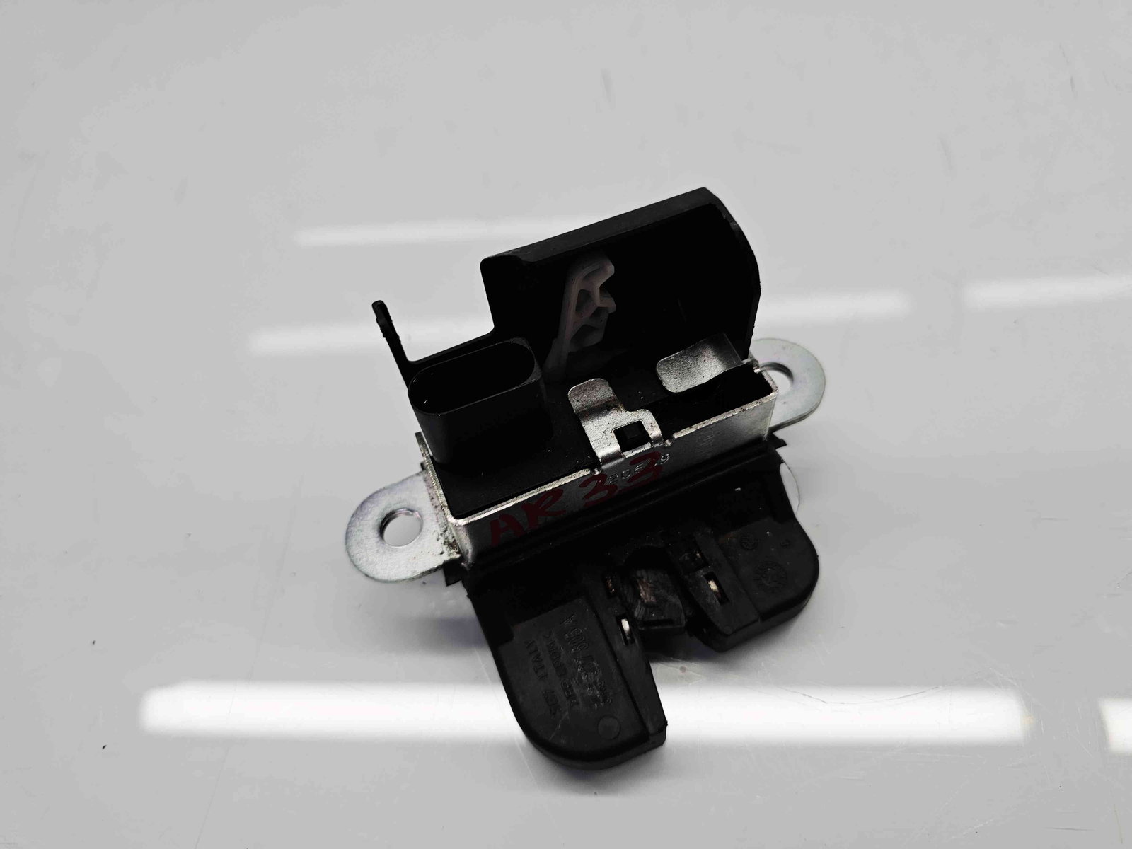 Broasca haion Volkswagen Golf 6 (5K1) GTD [Fabr 2009-2013] 5K0827505A - imagine 6